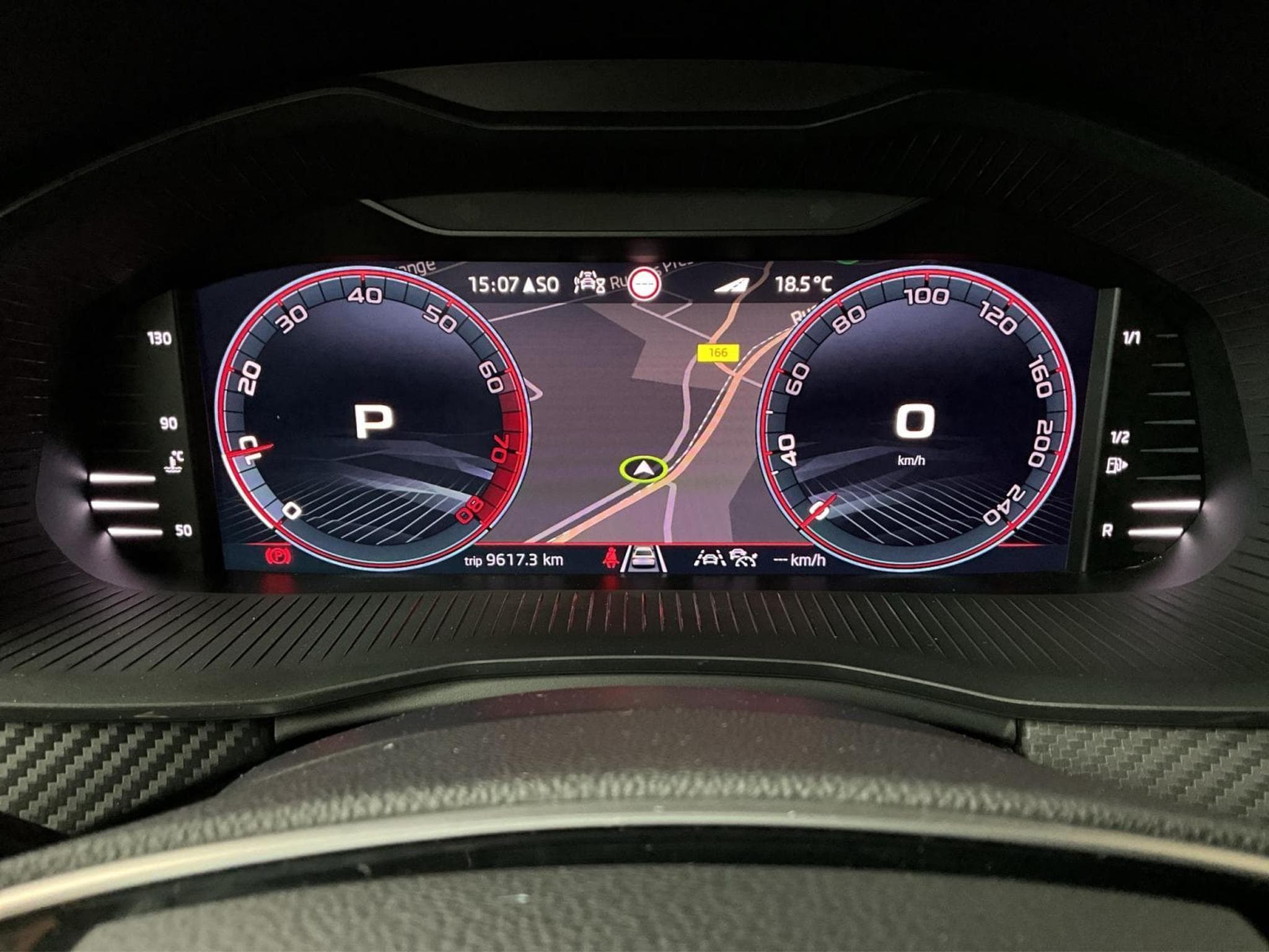 Skoda Kamiq Monte-Carlo+DSG+AHK+LED+Navi (2025) - Photo 11