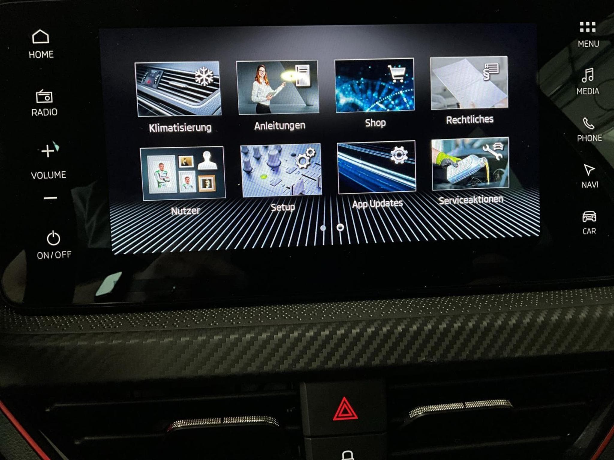 Skoda Kamiq Monte-Carlo+DSG+AHK+LED+Navi (2025) - Photo 21