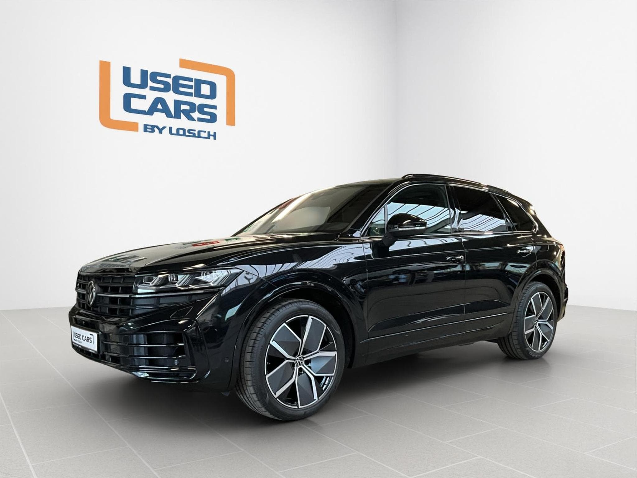 VW Touareg R+V6+4Motion+IQ-Drive+AHK+Luft.+Head.Up (2023) - Photo 4