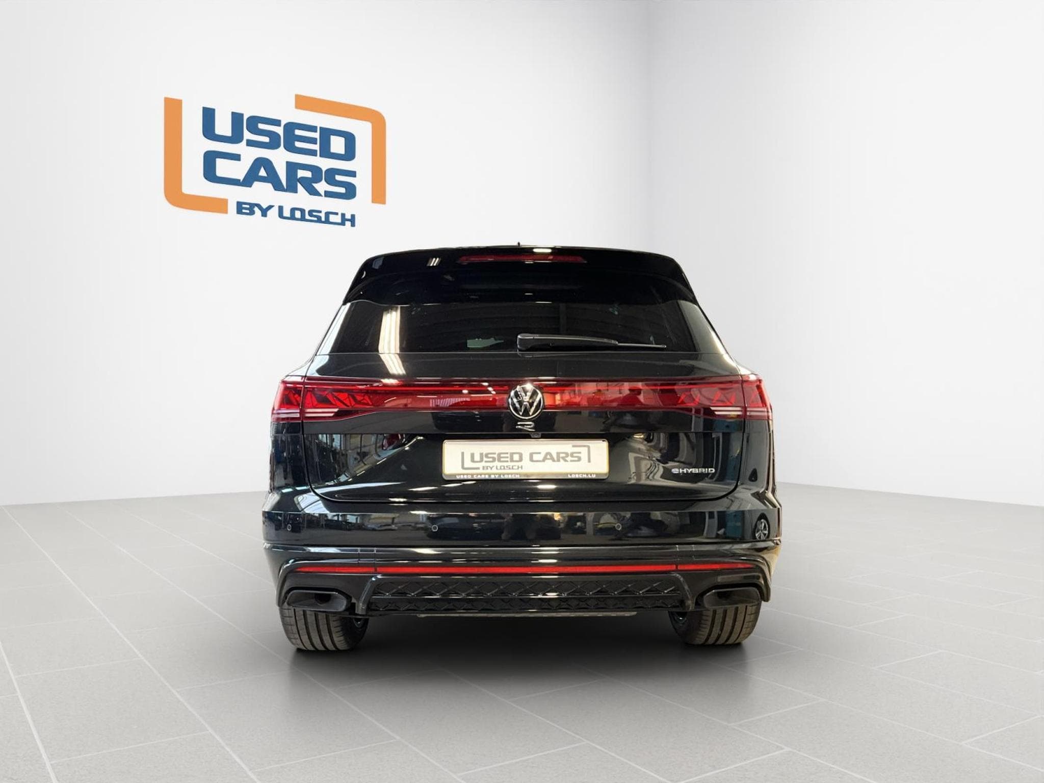 VW Touareg R+V6+4Motion+IQ-Drive+AHK+Luft.+Head.Up (2023) - Photo 7