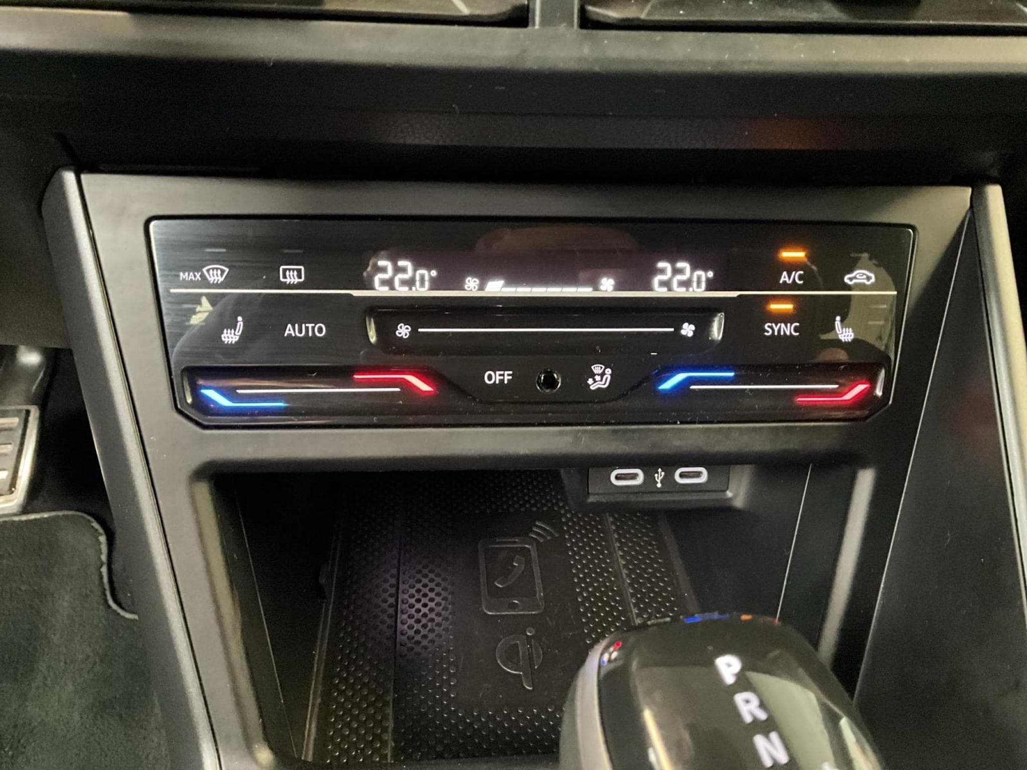 VW Taigo R-Line+DSG+Black-Style+Pano+IQ-Light+P.Tech. (2024) - Photo 15