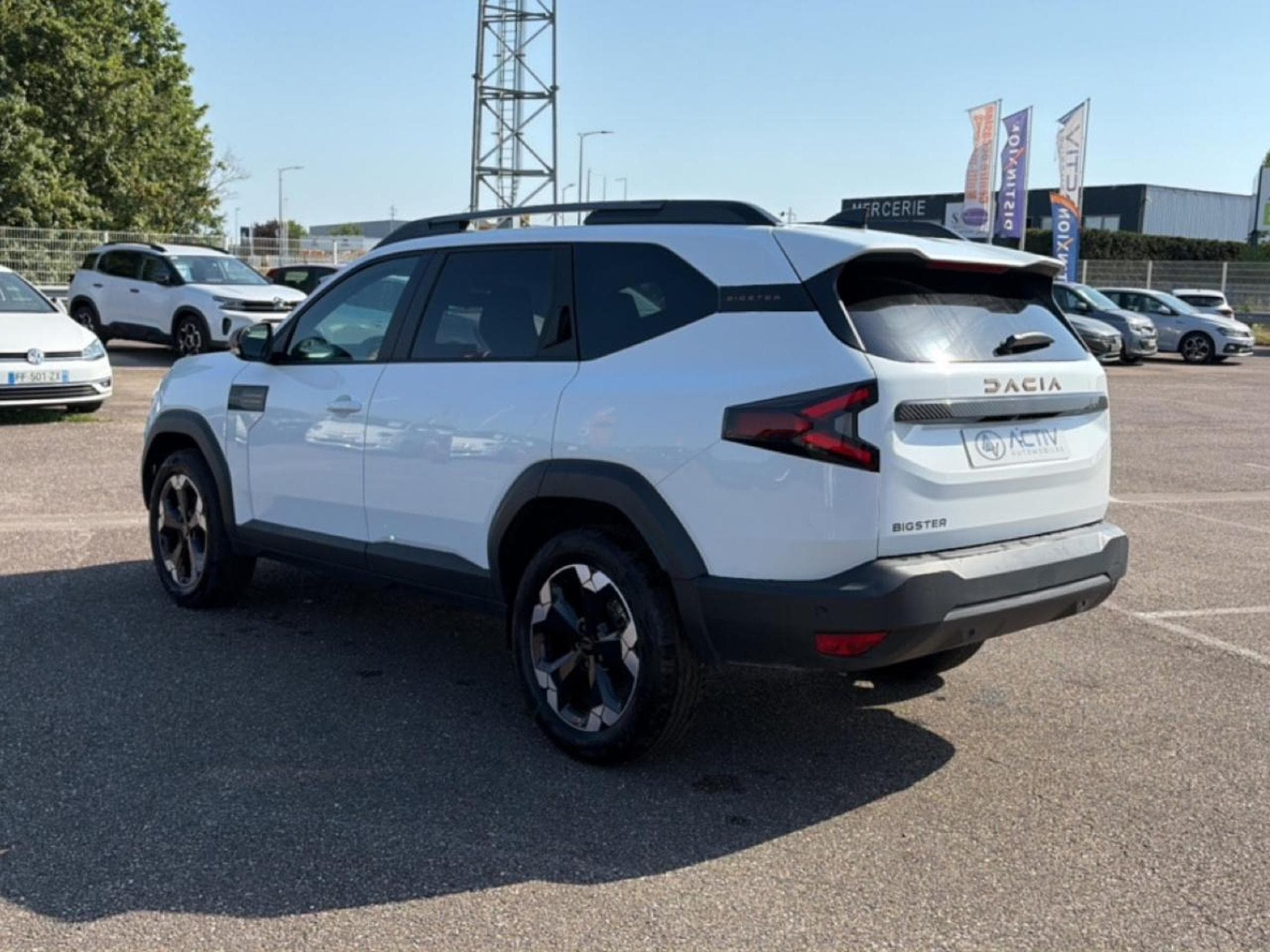 Dacia BIGSTER 1.2 MILD HYBRID 140 EXTREME (2026) - Photo 7