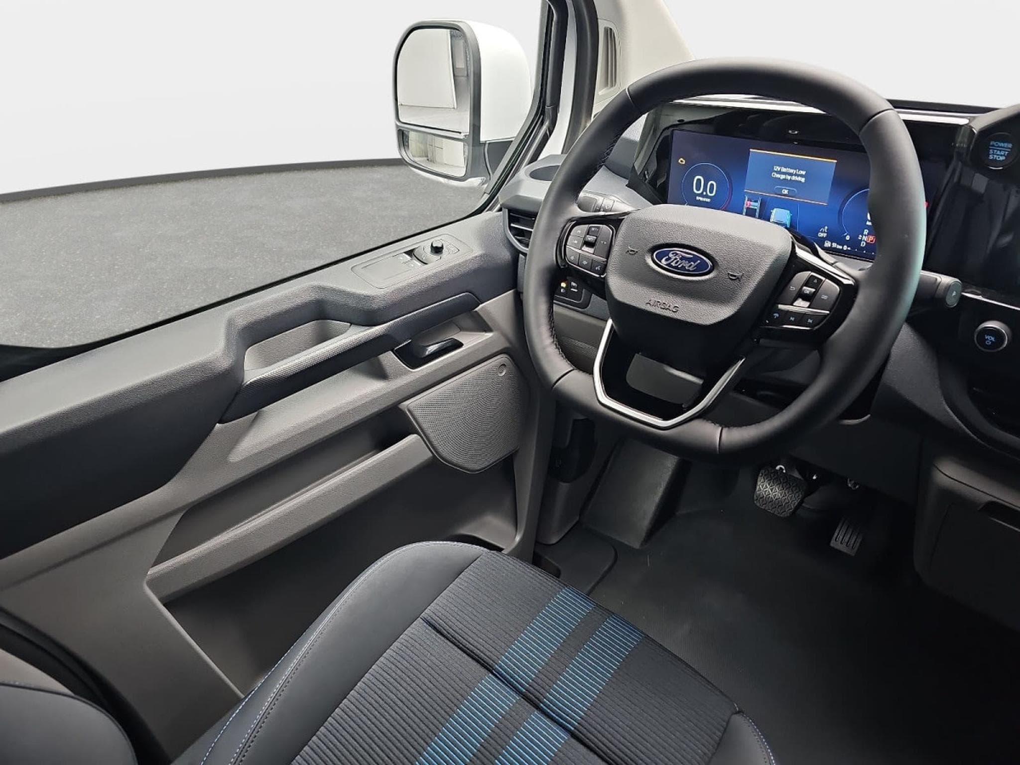 Ford Transit 2.0 ECOBLUE 170 BVA L1H1 Sport (2026) - Photo 7