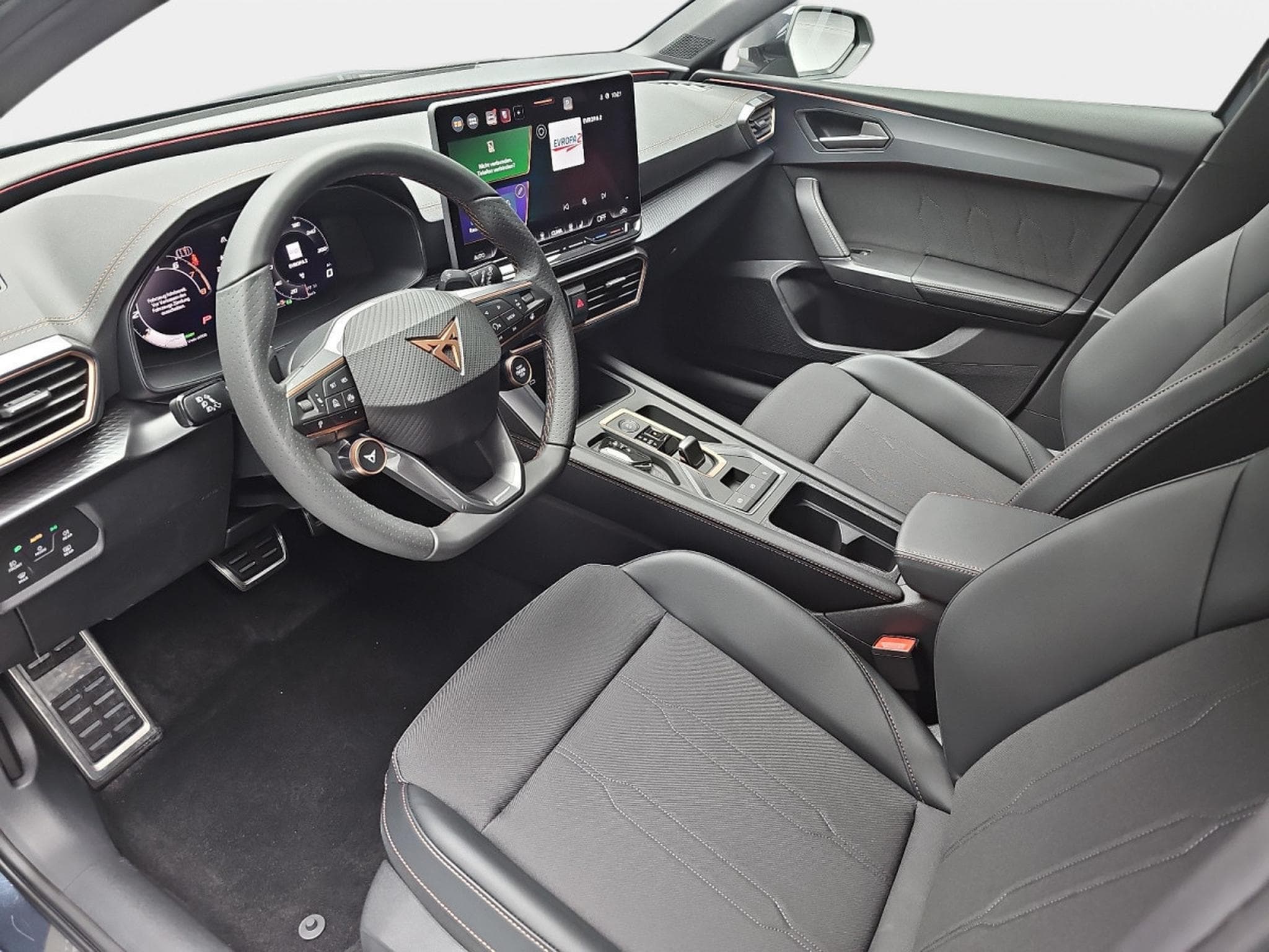 Cupra Leon 1.5 eTSi DSG 150 Kombi (2026) - Photo 17