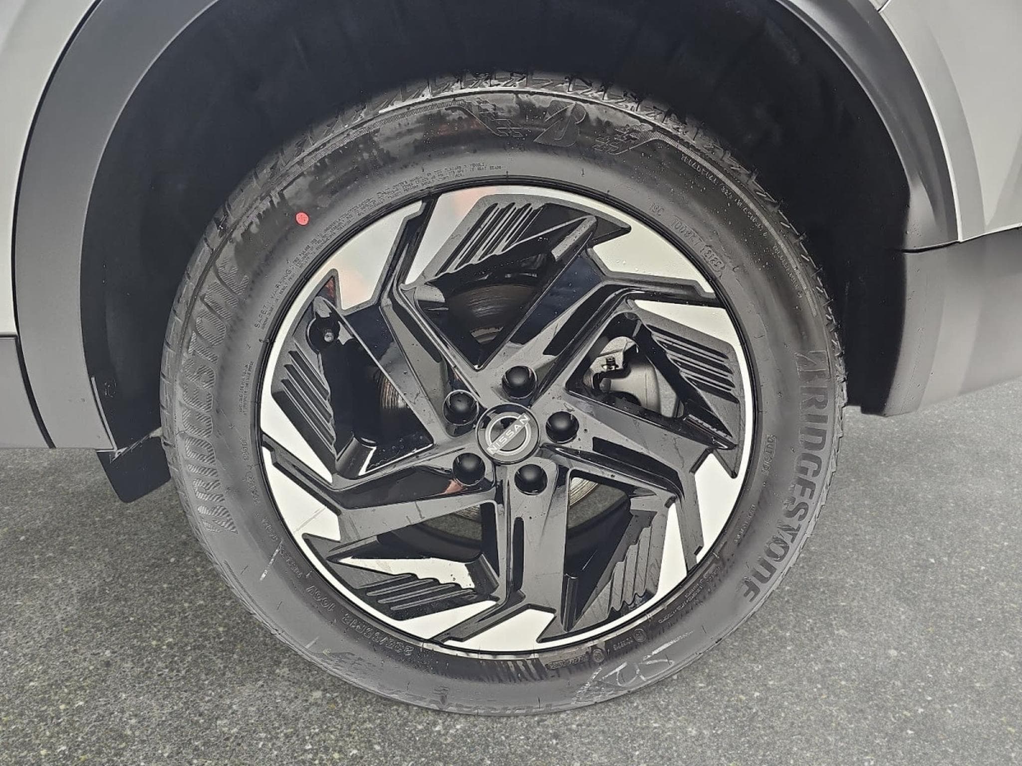 Nissan Qashqai 1.3 DIG-T 158 X-tronic N-Connecta (2026) - Photo 6
