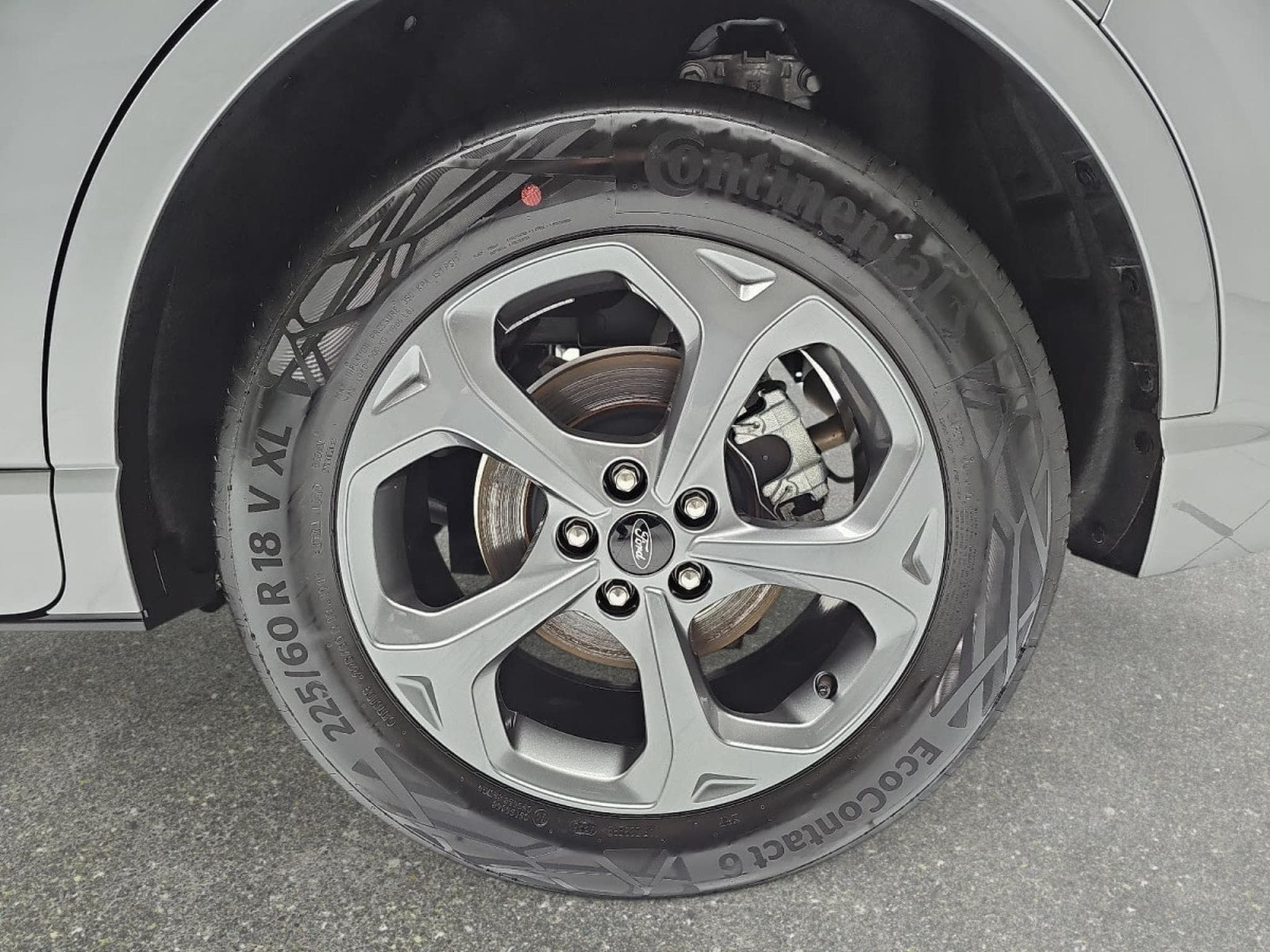 Ford Kuga 1.5 EcoBoost 186 Auto ST-Line (2025) - Photo 6