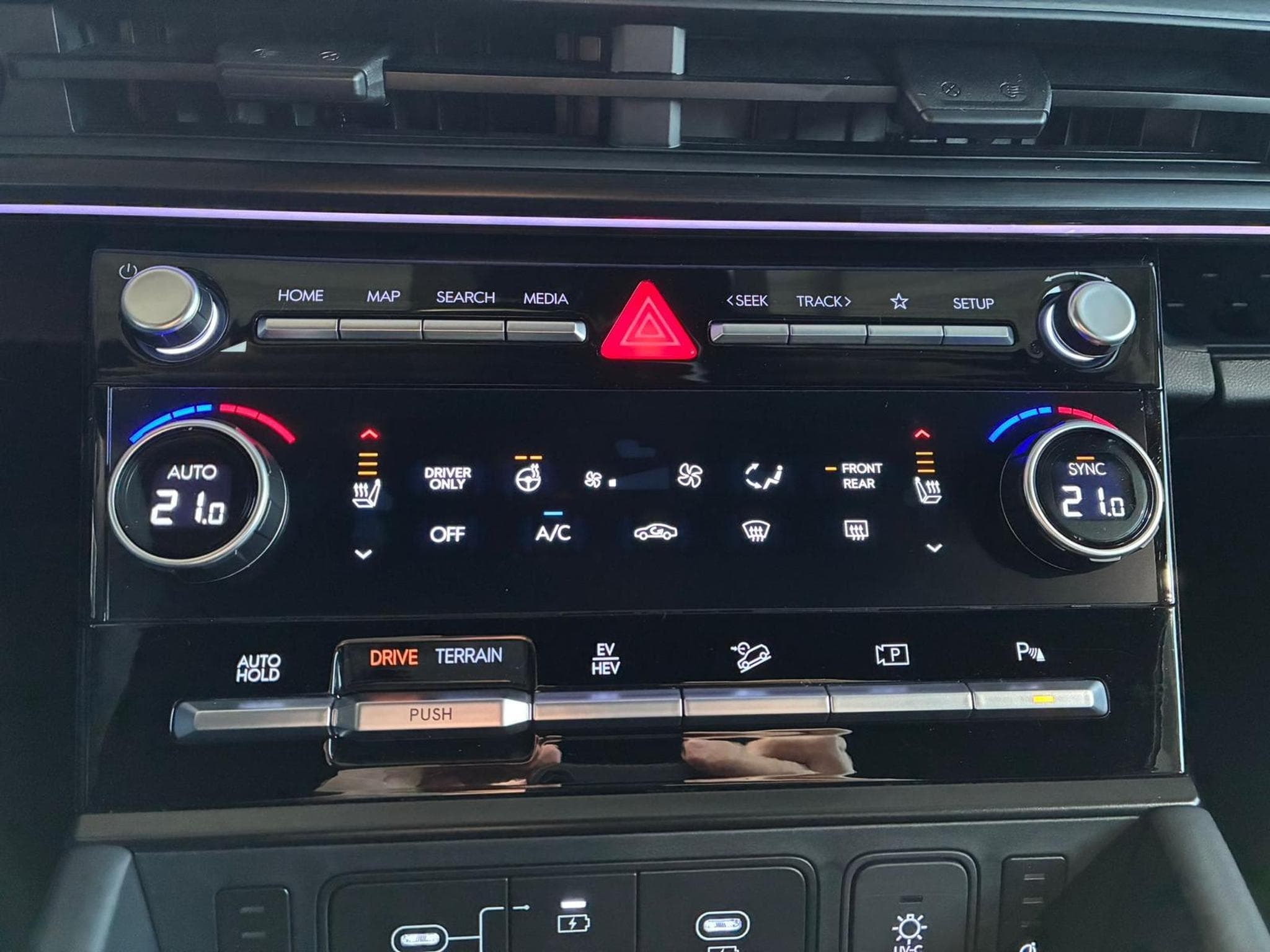 Hyundai Santa Fe Standard (2026) - Photo 17