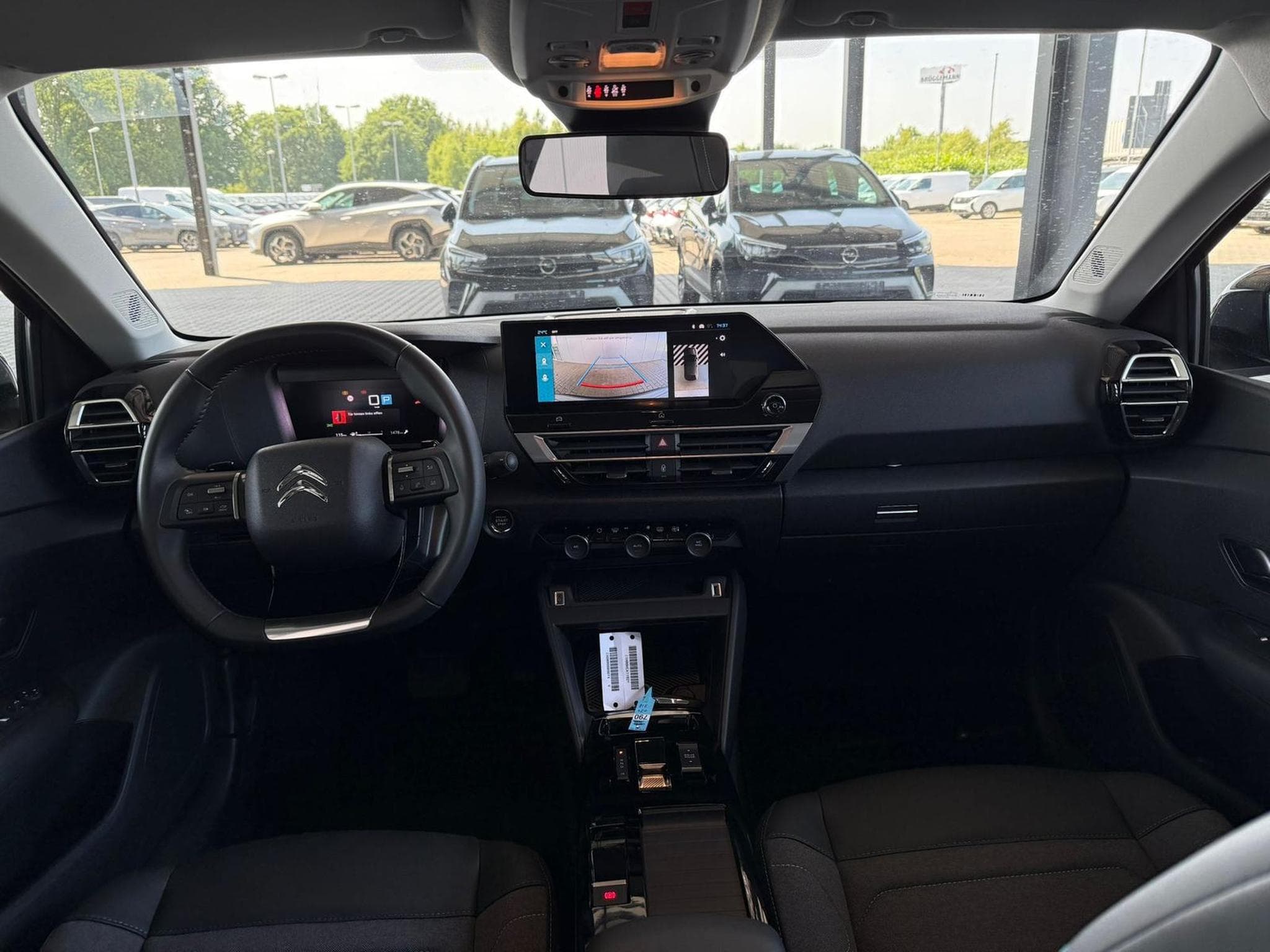 Citroen C4 Plus (2024) - Photo 7