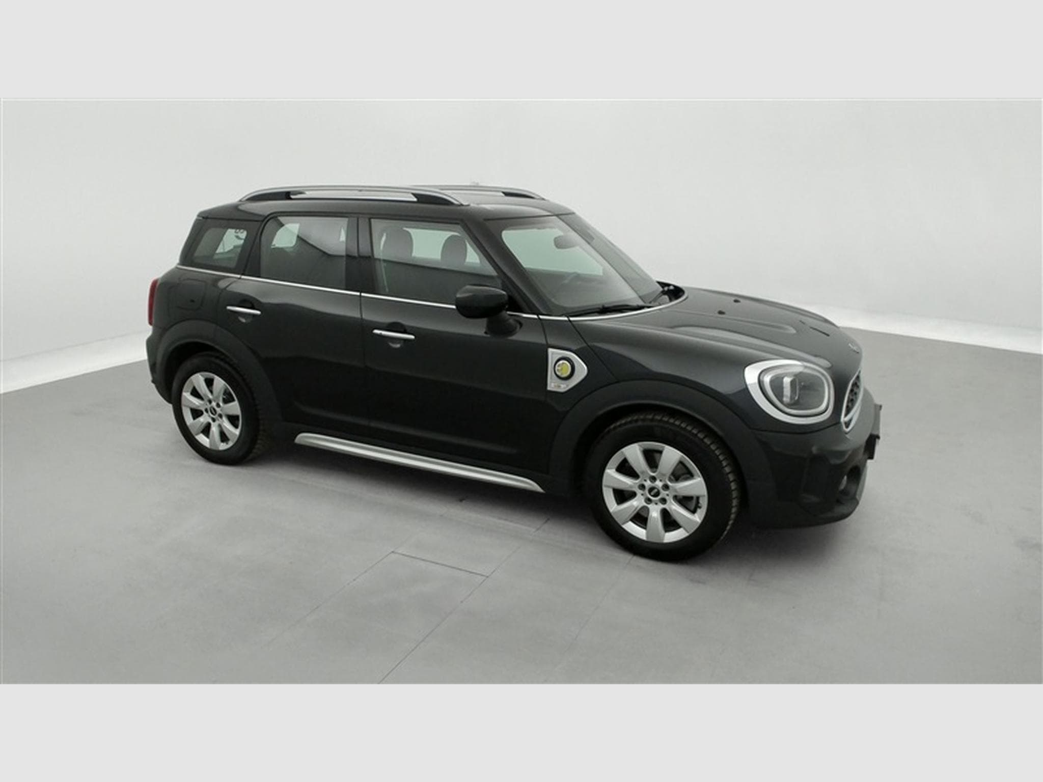 MINI Countryman 1.5A PHEV Cooper SE ALL4/NAVI/FULL LED/JA17/PDC (2023) - Photo 24