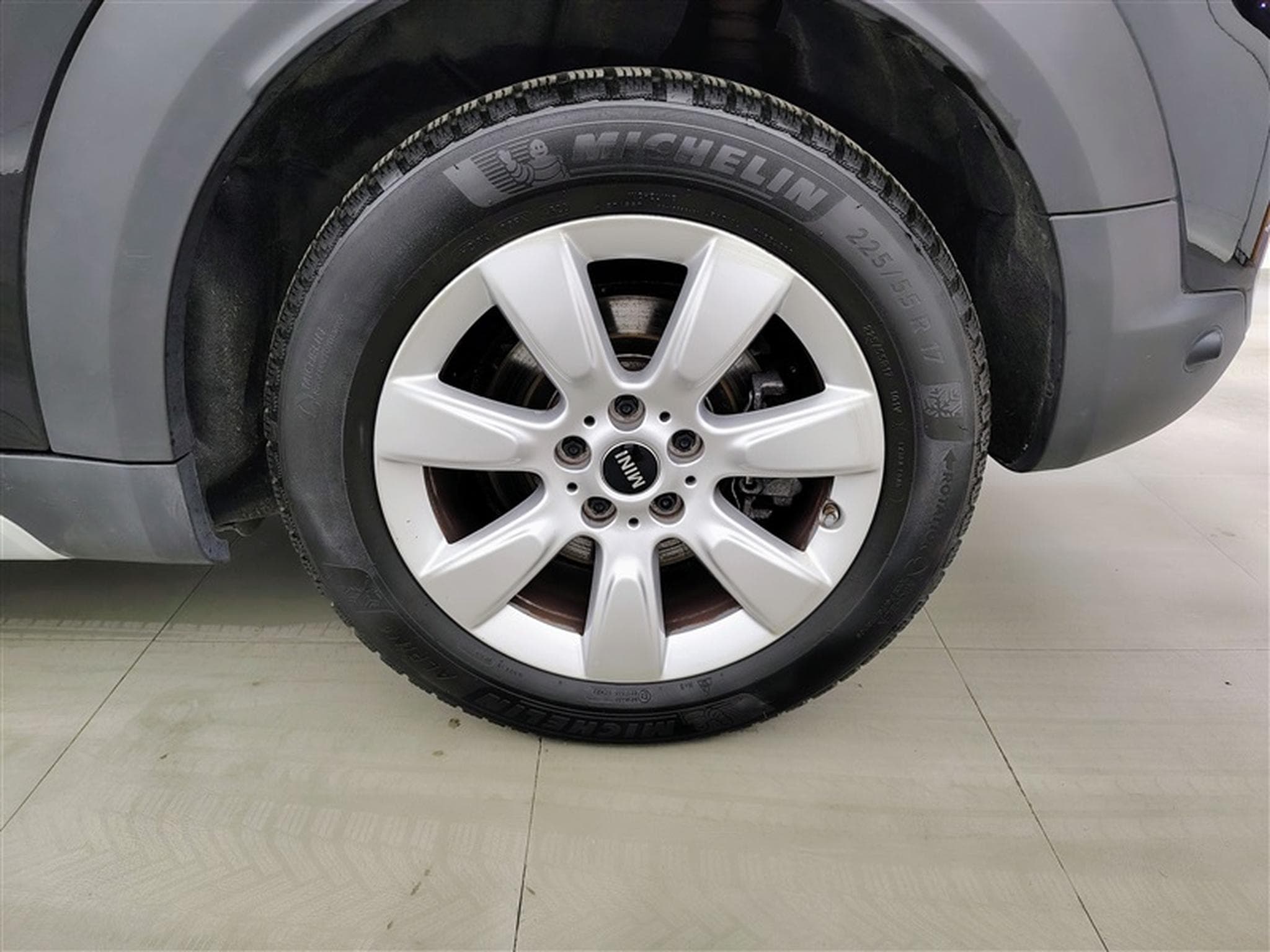 MINI Countryman 1.5A PHEV Cooper SE ALL4/NAVI/FULL LED/JA17/PDC (2023) - Photo 6