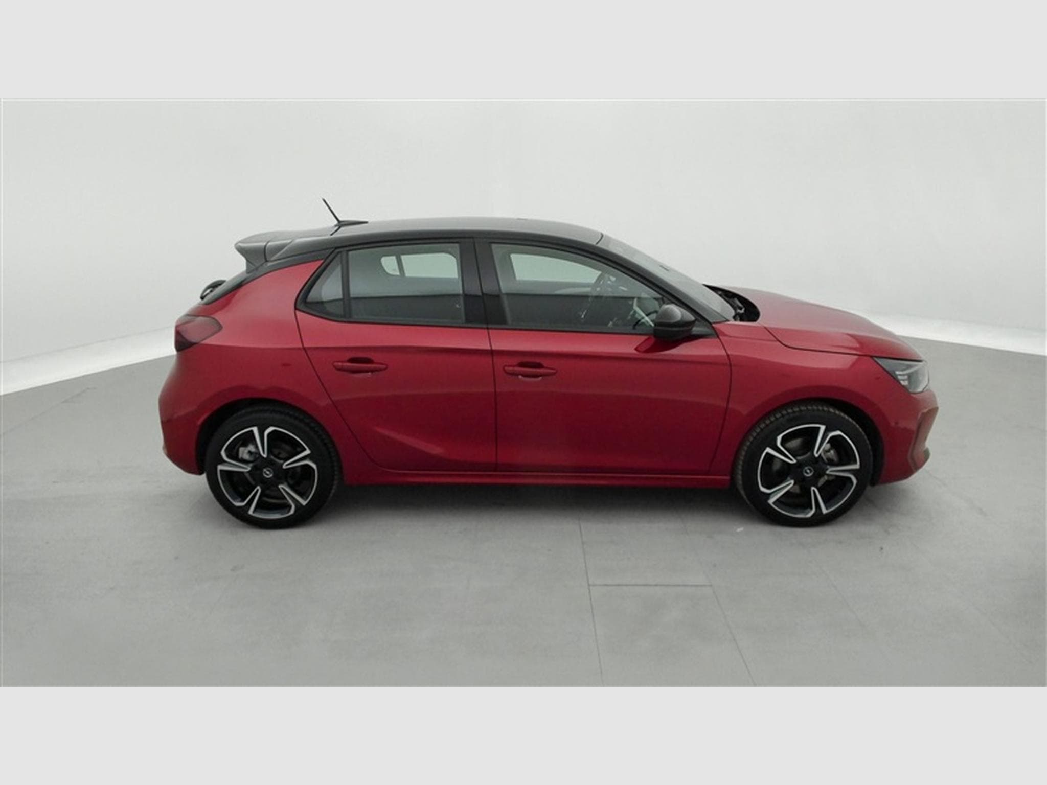 Opel Corsa 1.2 Turbo Hybrid GS Line (2025) - Photo 23
