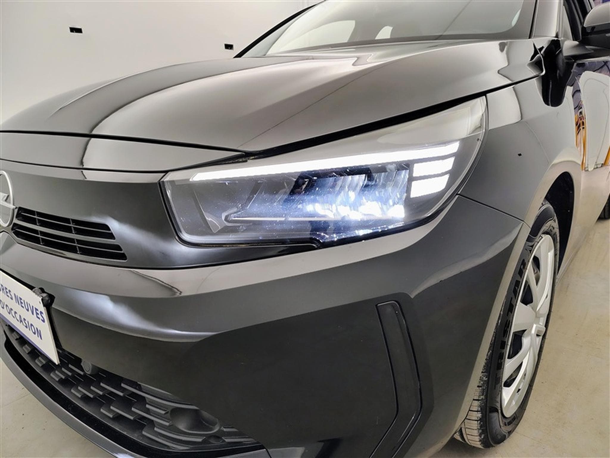Opel Corsa Facelift 1.2i Edition CARPLAY (2024) - Photo 15