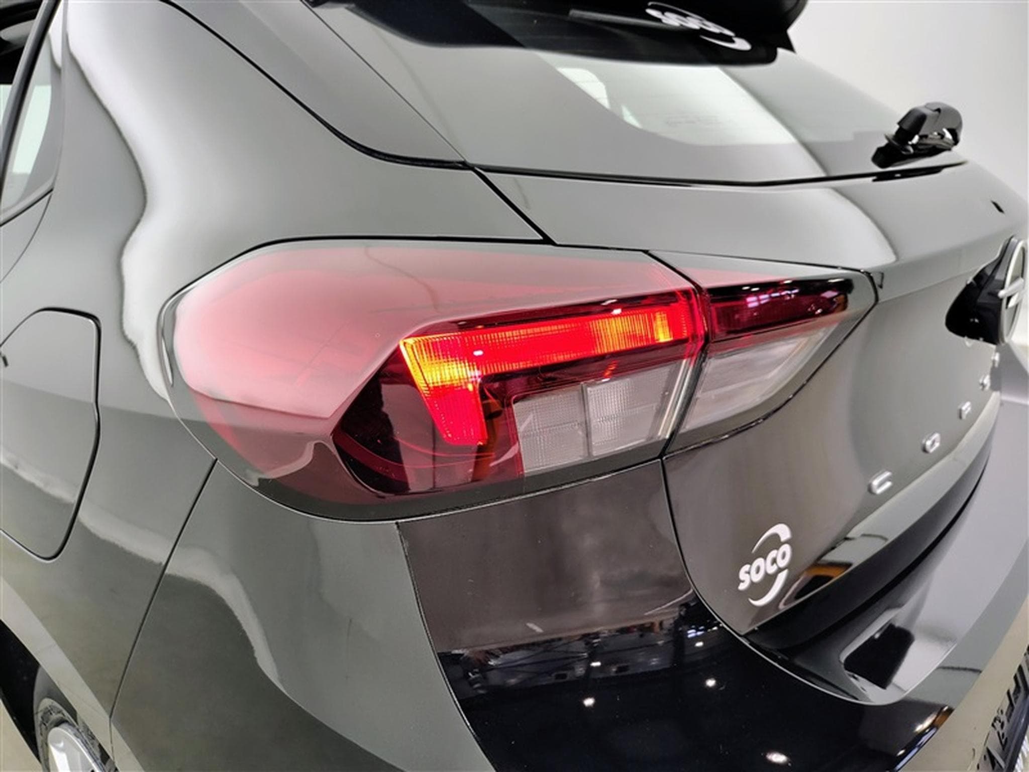 Opel Corsa Facelift 1.2i Edition CARPLAY (2024) - Photo 16