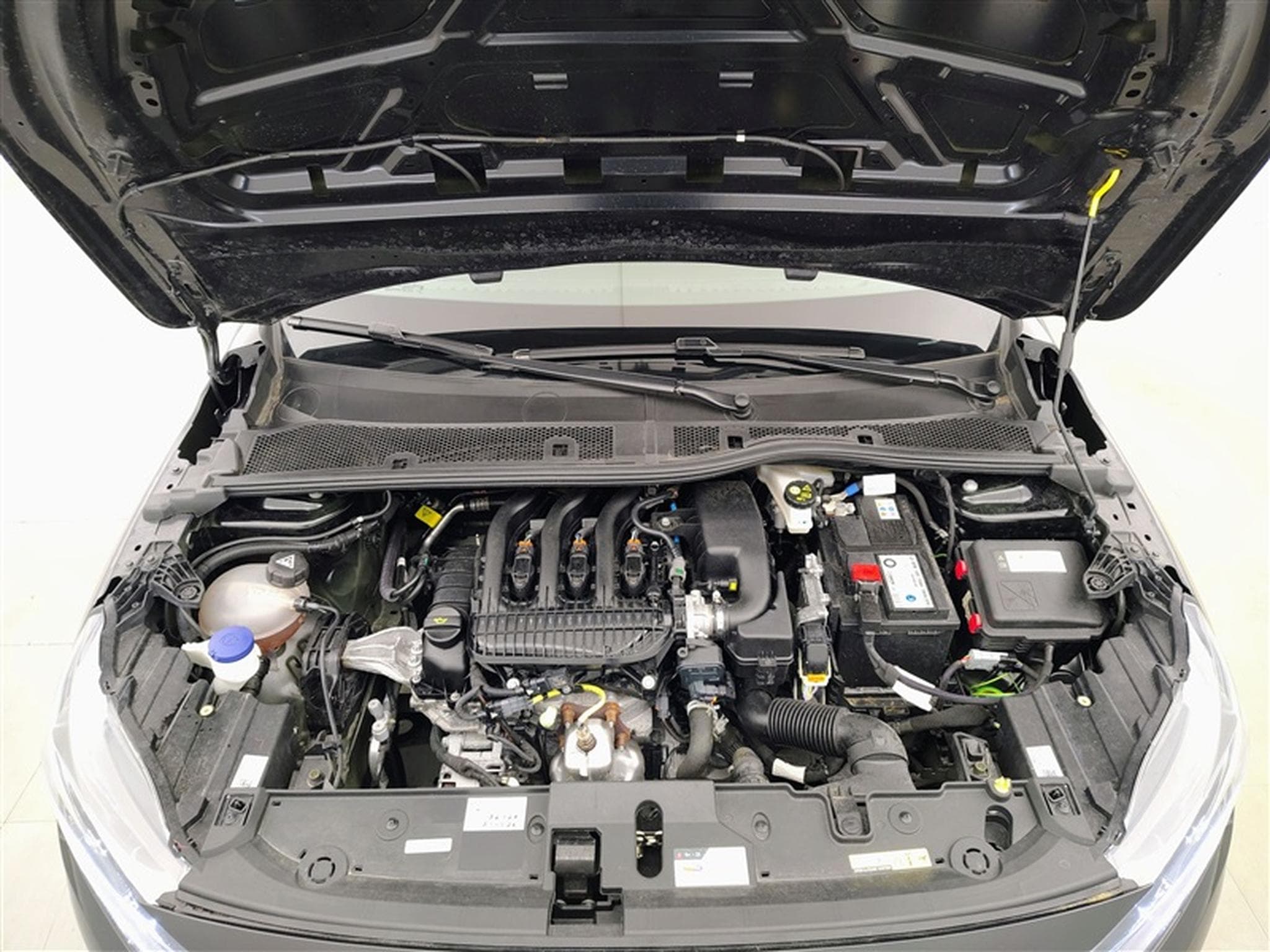 Opel Corsa Facelift 1.2i Edition CARPLAY (2024) - Photo 18