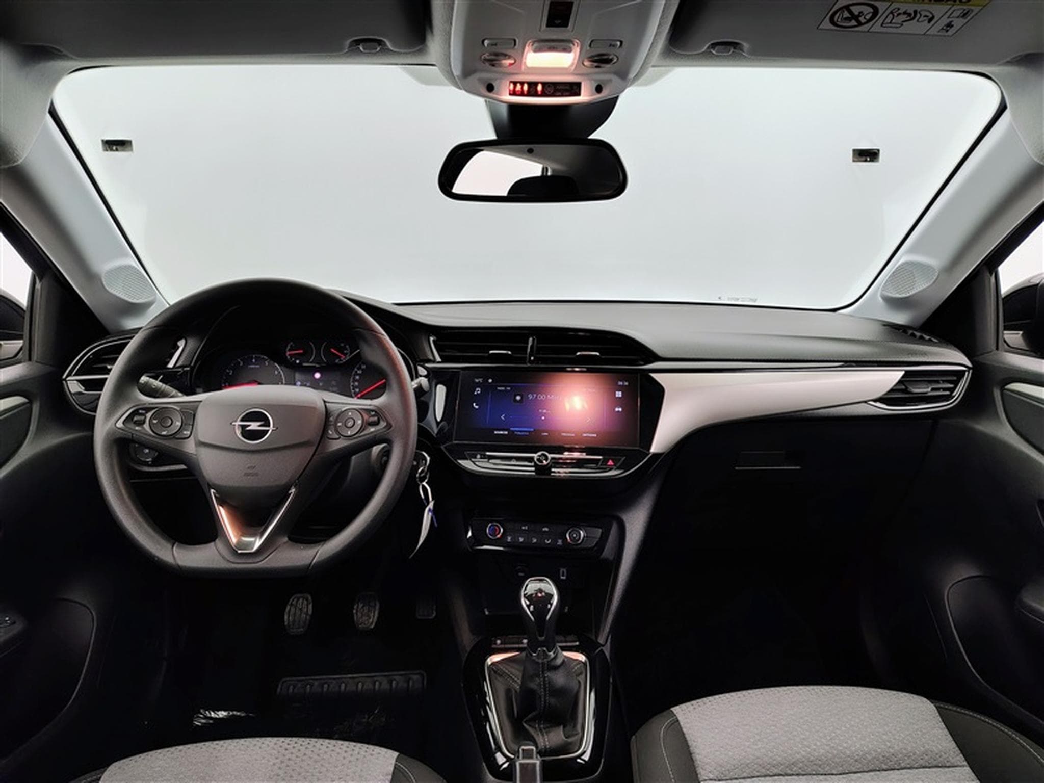 Opel Corsa Facelift 1.2i Edition CARPLAY (2024) - Photo 8
