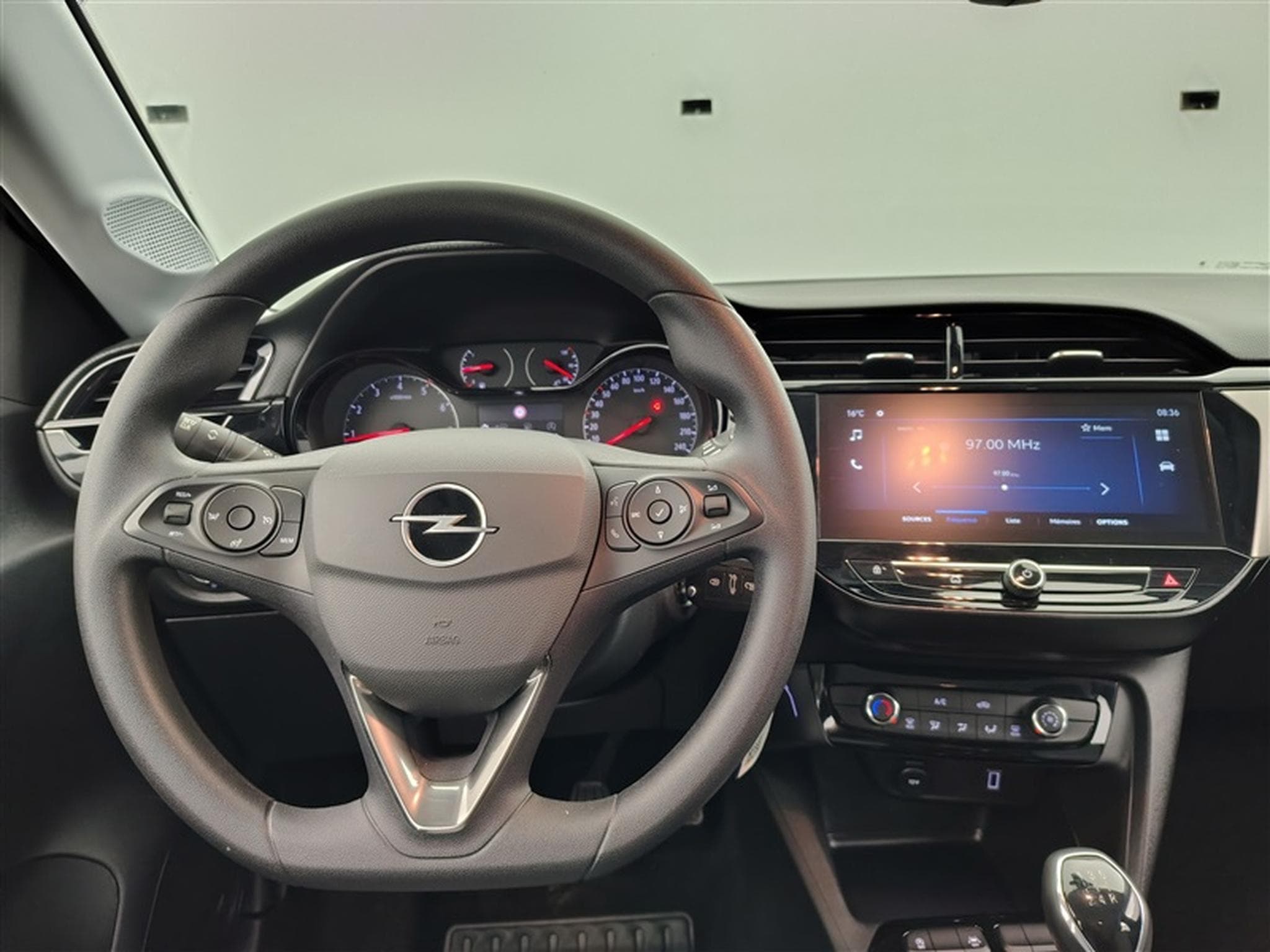 Opel Corsa Facelift 1.2i Edition CARPLAY (2024) - Photo 9