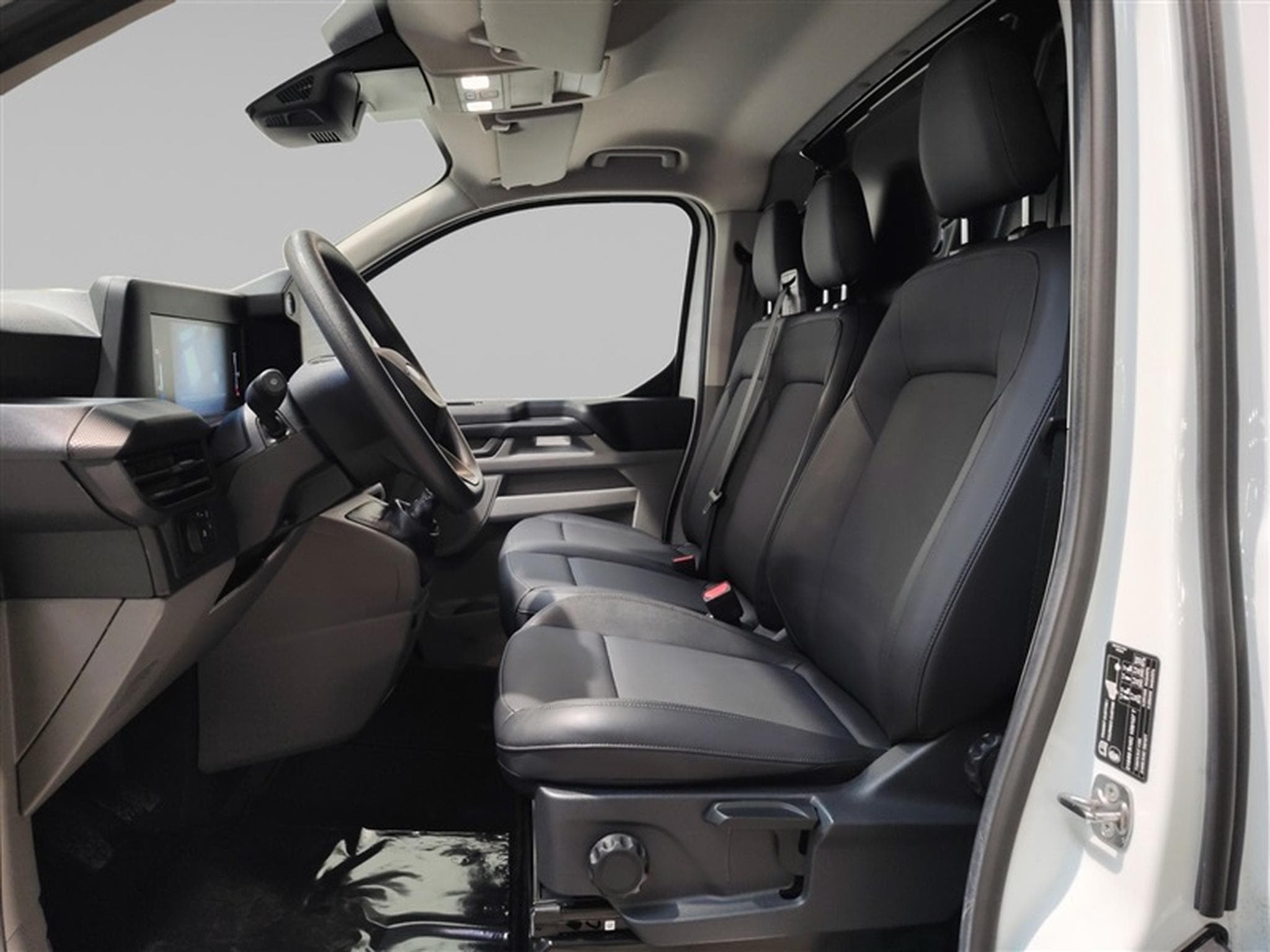 Ford Transit 2.0 TDCi L1H1 Limited CUIR/NAVI/FULL LED/PDC/CAMERA (2024) - Photo 7