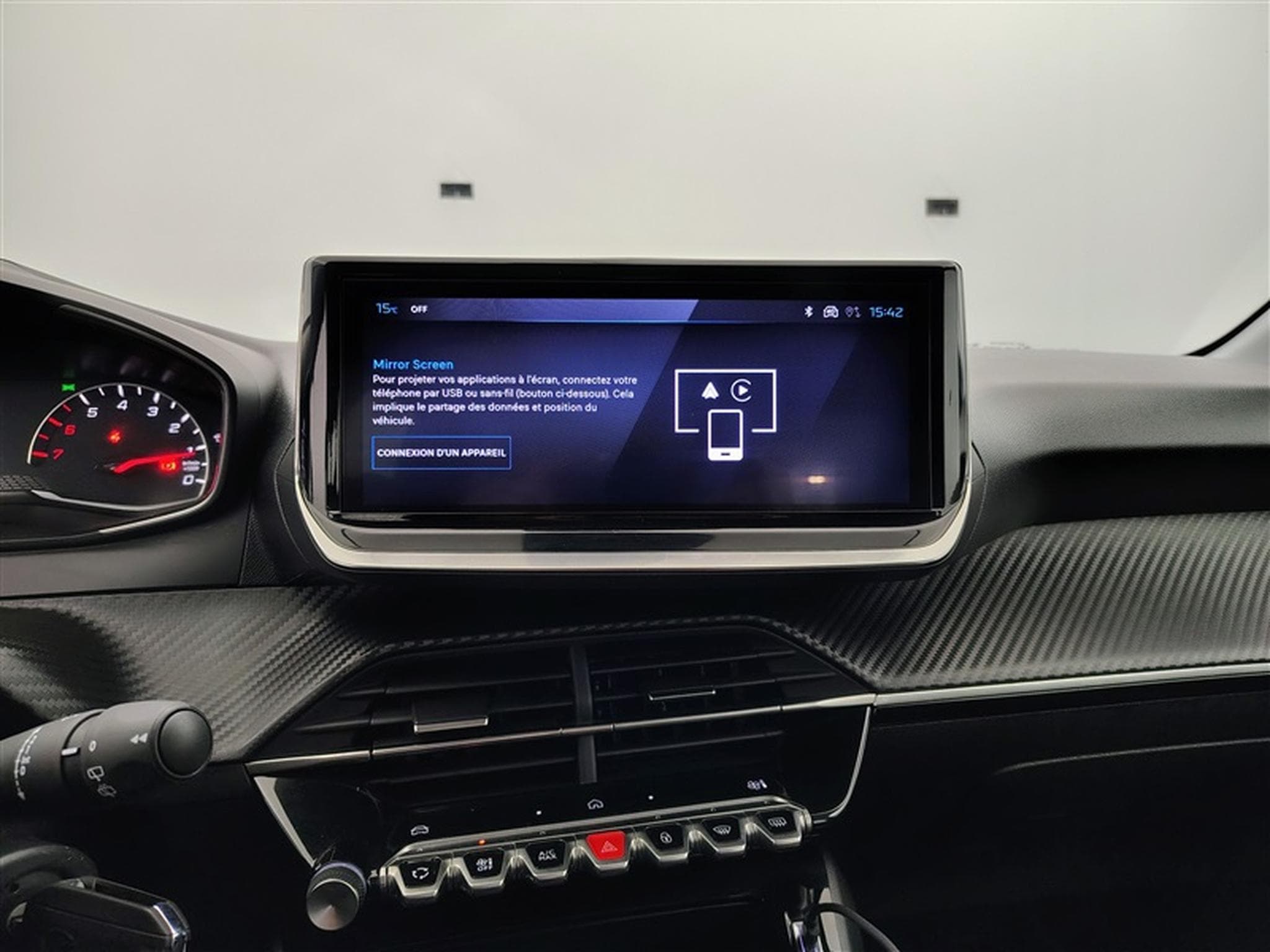 Peugeot 208 1.2i PureTech 100Cv Style NAVI / CARPLAY / PDC (2025) - Photo 20