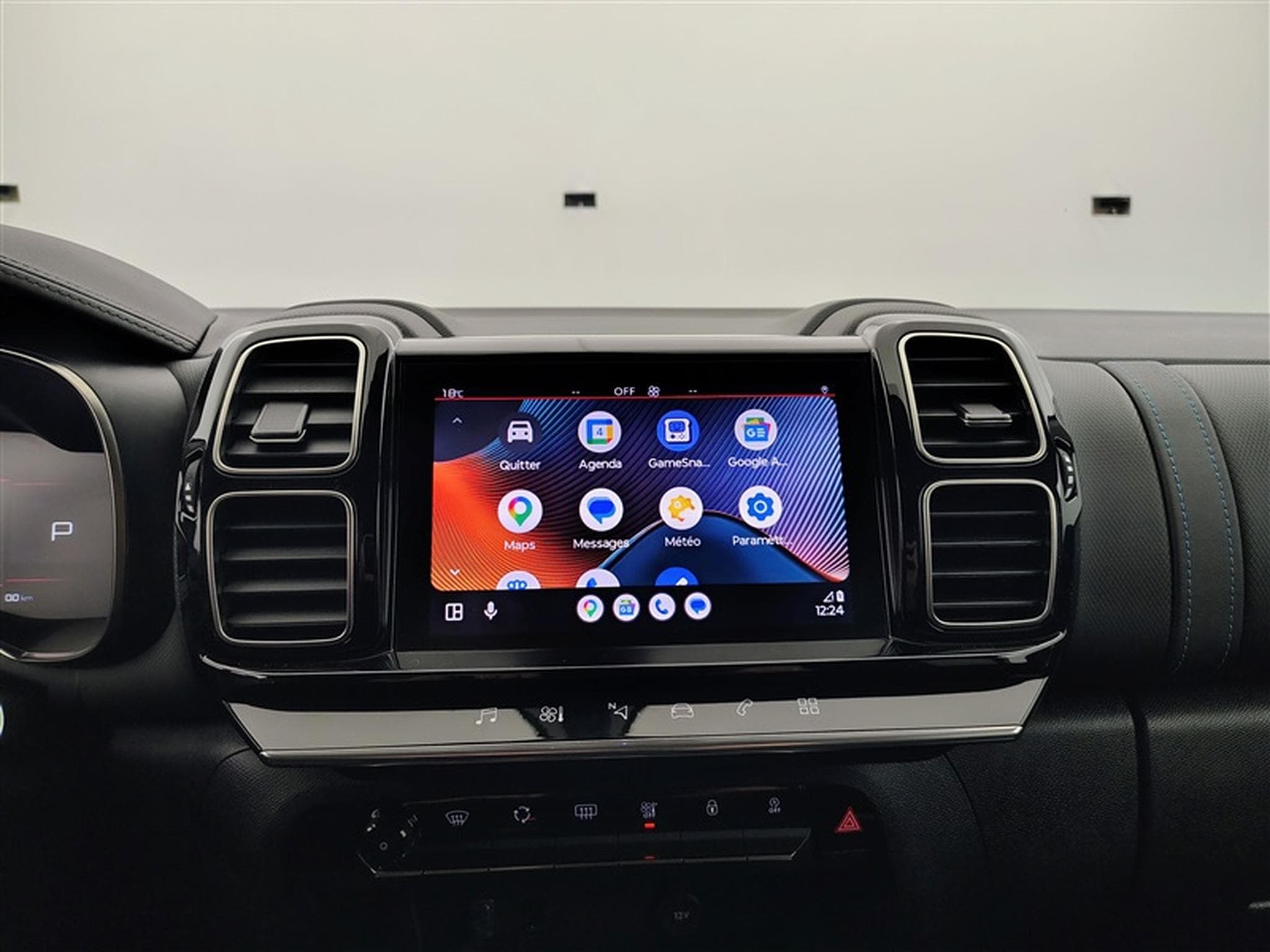 Citroen C5 Aircross 1.2 PureTech EAT8 C-Serie S-CUIR / CARPLAY / CAMERA (2023) - Photo 19