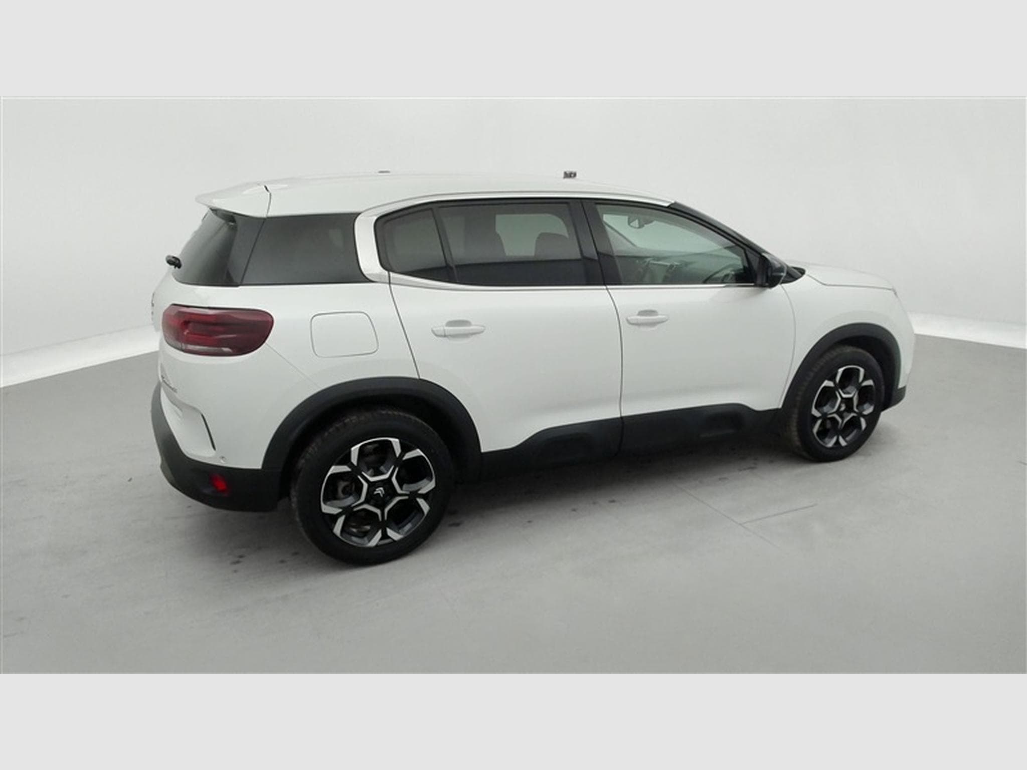 Citroen C5 Aircross 1.2 PureTech EAT8 C-Serie S-CUIR / CARPLAY / CAMERA (2023) - Photo 24