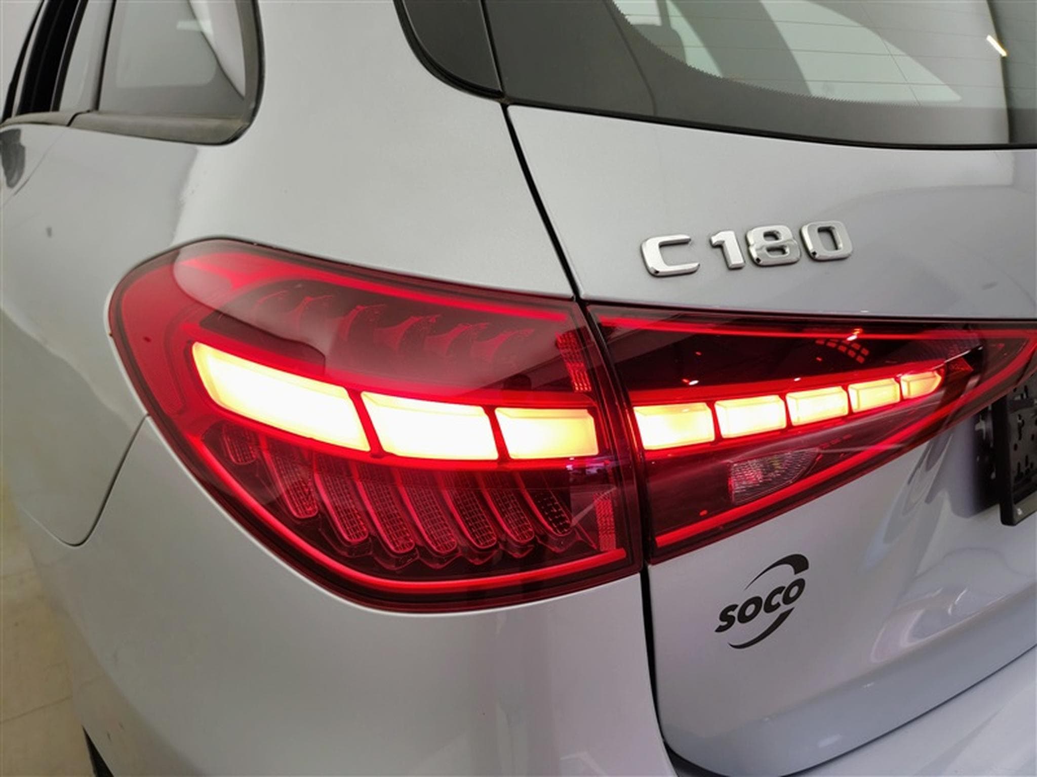 Mercedes C 180 1.5 MHEV Business Line...NAVI/FULL LED/JA17/PDC AV AR (2023) - Photo 16