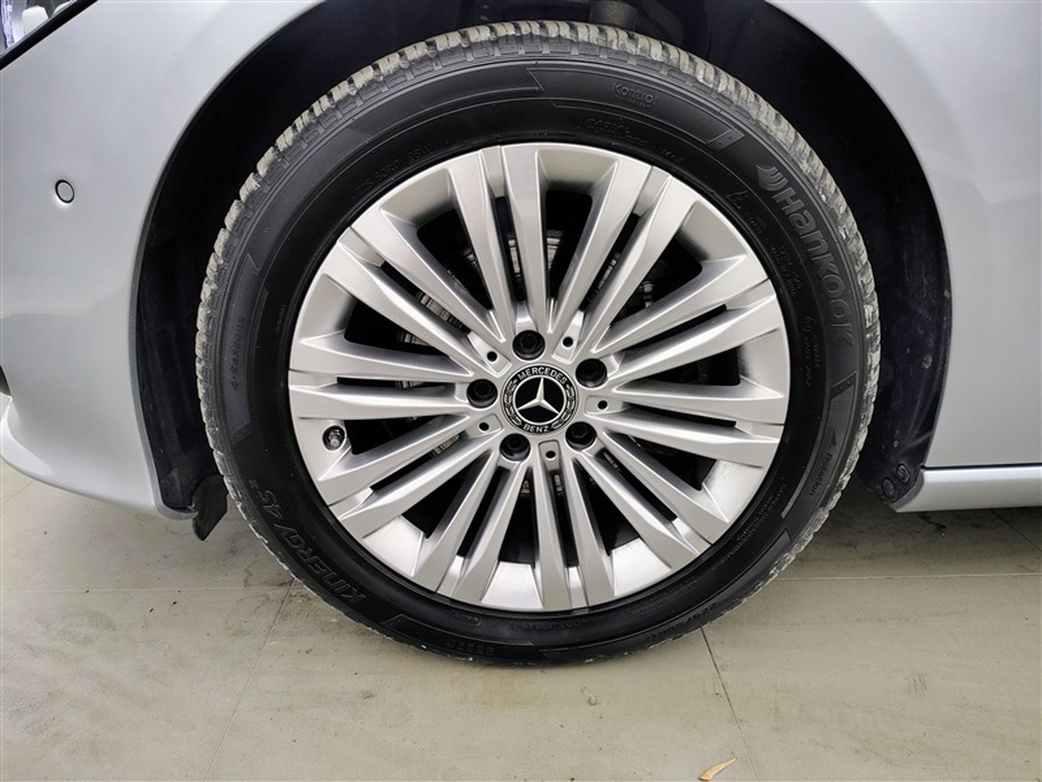 Mercedes C 180 1.5 MHEV Business Line...NAVI/FULL LED/JA17/PDC AV AR (2023) - Photo 6