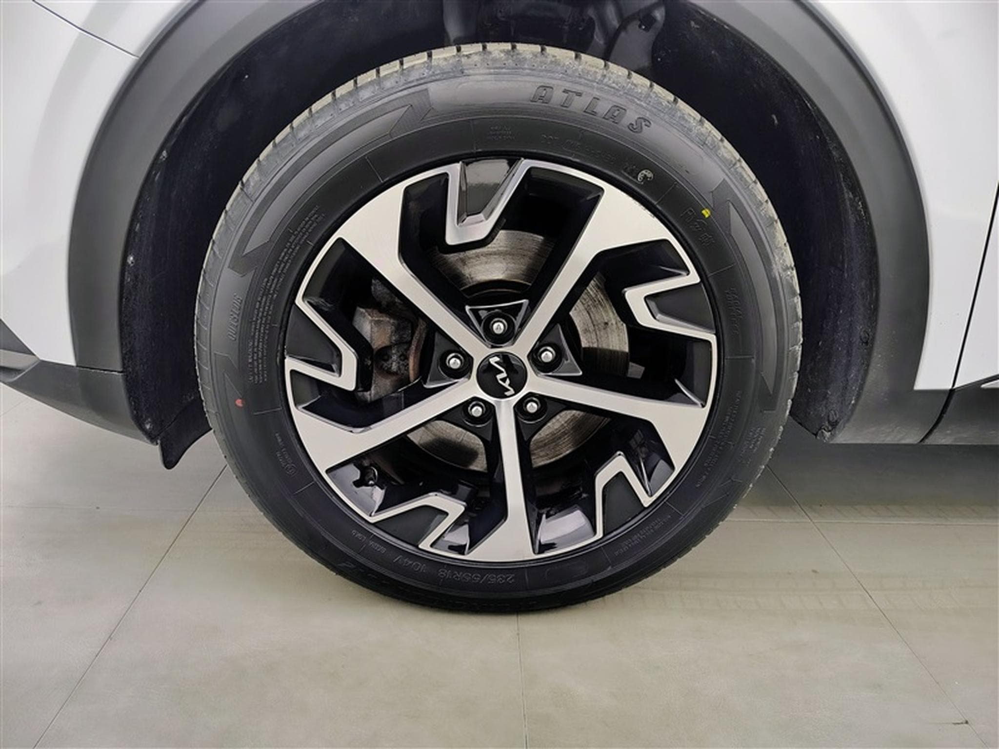 Kia Sportage 1.6 T-GDi AWD MHEV DCT (2022) - Photo 5