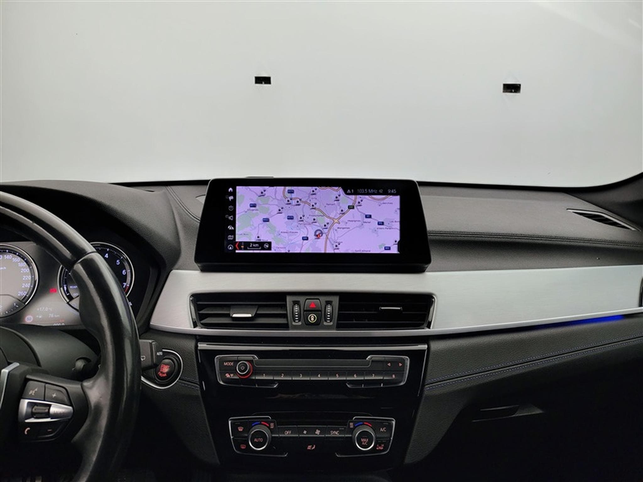 BMW X1 1.5iA sDrive18 Pack M S-CUIR / NAVI / FULL LED (2020) - Photo 11