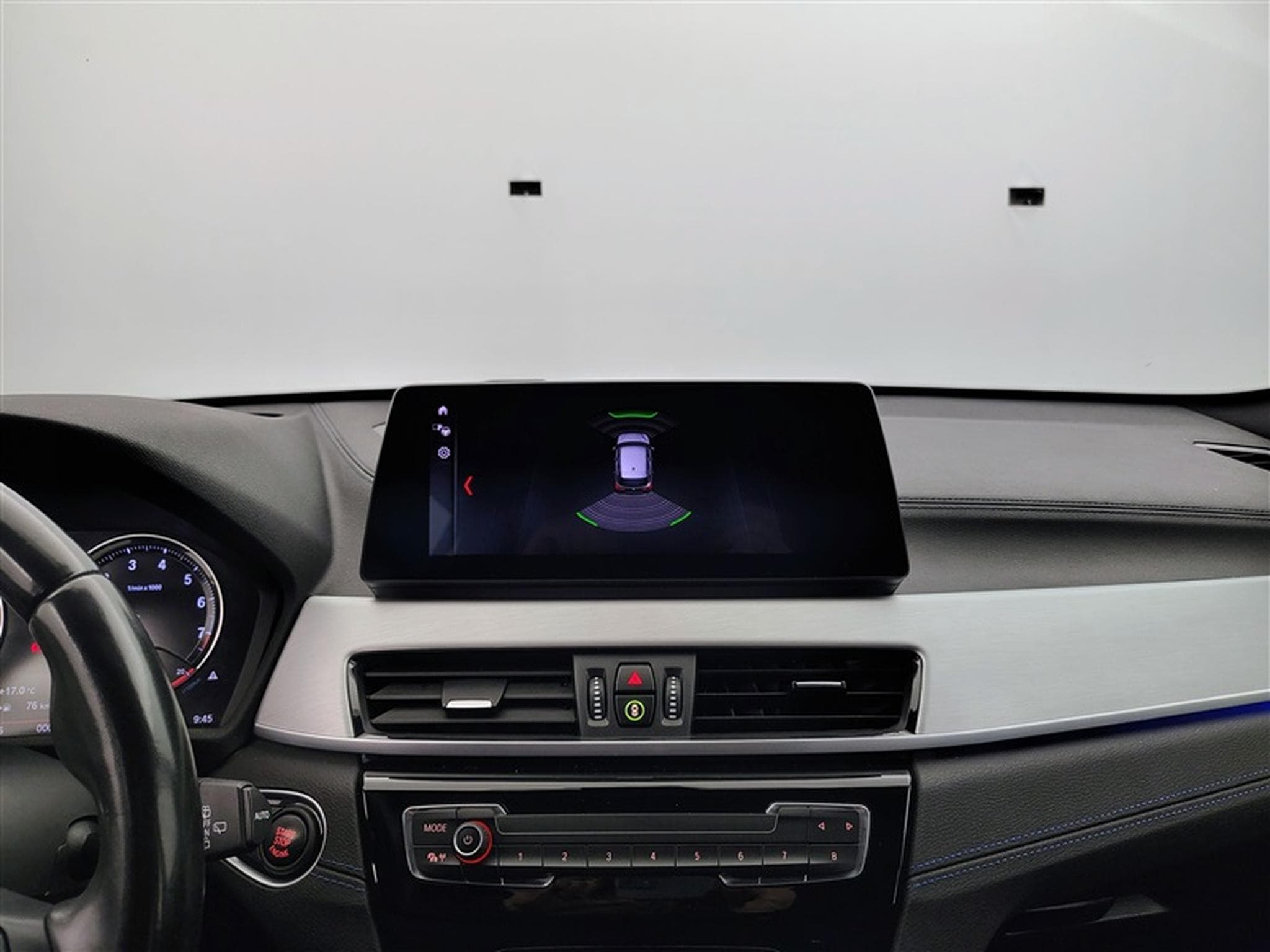 BMW X1 1.5iA sDrive18 Pack M S-CUIR / NAVI / FULL LED (2020) - Photo 18