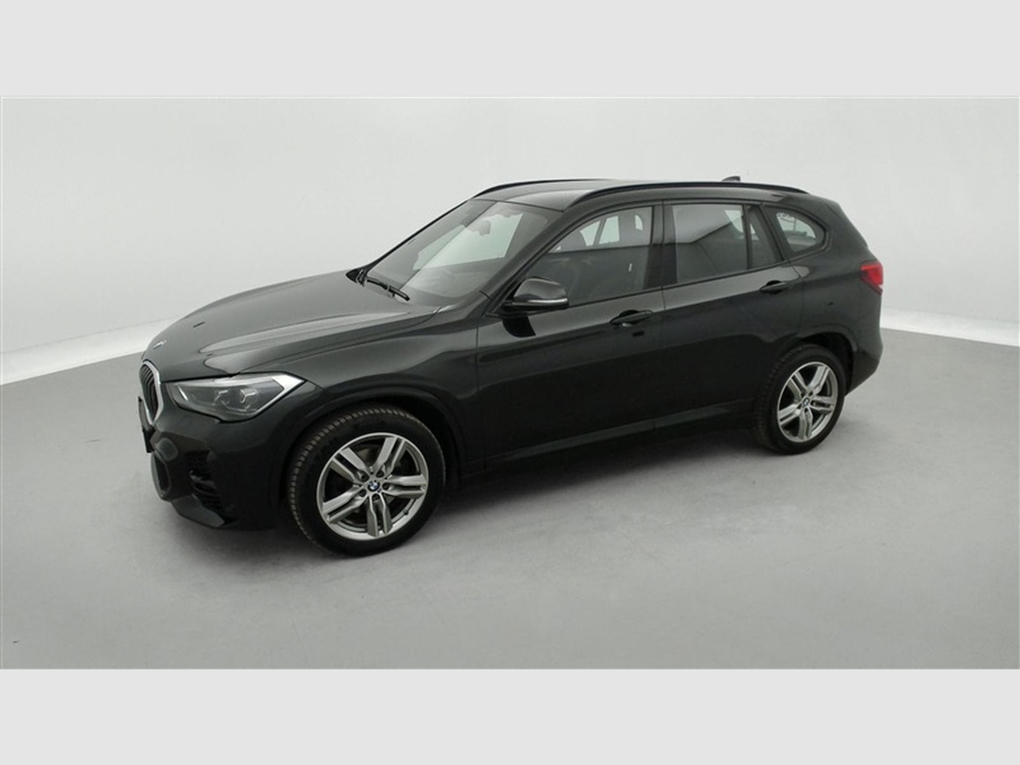 BMW X1 1.5iA sDrive18 Pack M S-CUIR / NAVI / FULL LED (2020) - Photo 21