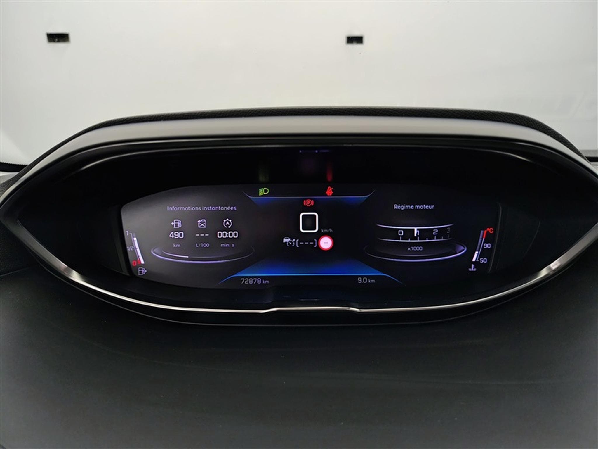 Peugeot 3008 1.2 PureTech Allure Pack S-CUIR/NAVI/LED/JA18/PDC (2022) - Photo 10