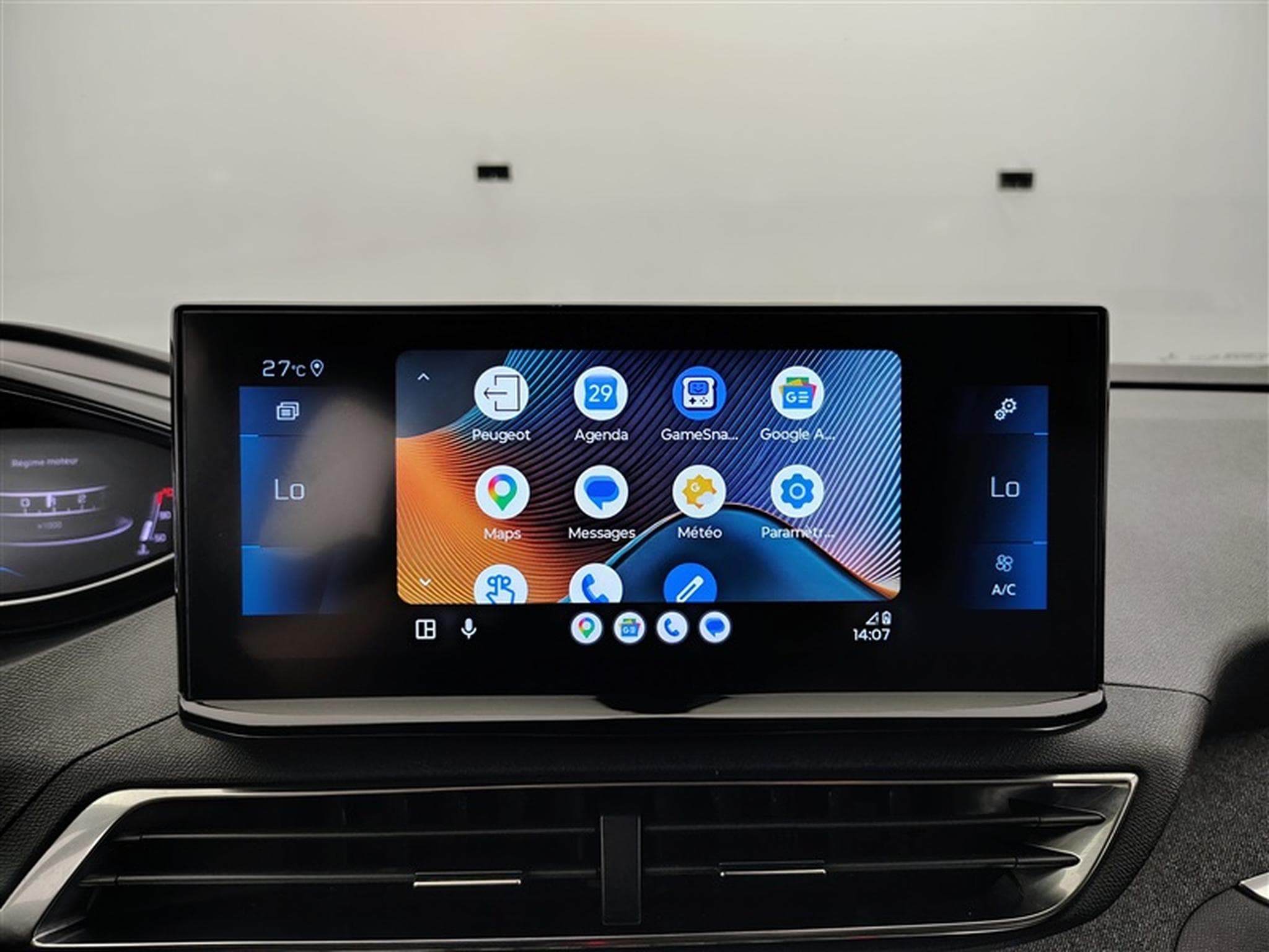 Peugeot 3008 1.2 PureTech Allure Pack S-CUIR/NAVI/LED/JA18/PDC (2022) - Photo 19