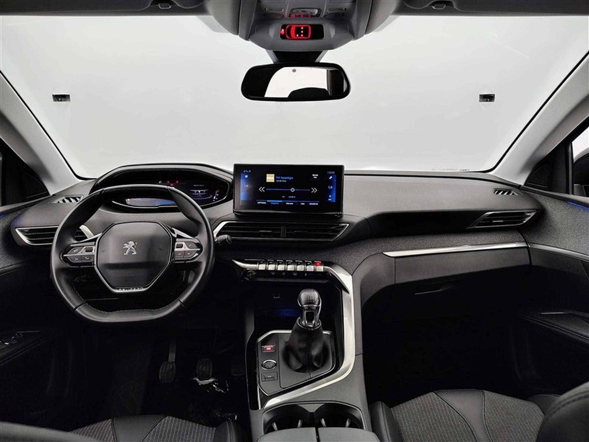Peugeot 3008 1.2 PureTech Allure Pack S-CUIR/NAVI/LED/JA18/PDC (2022) - Photo 8