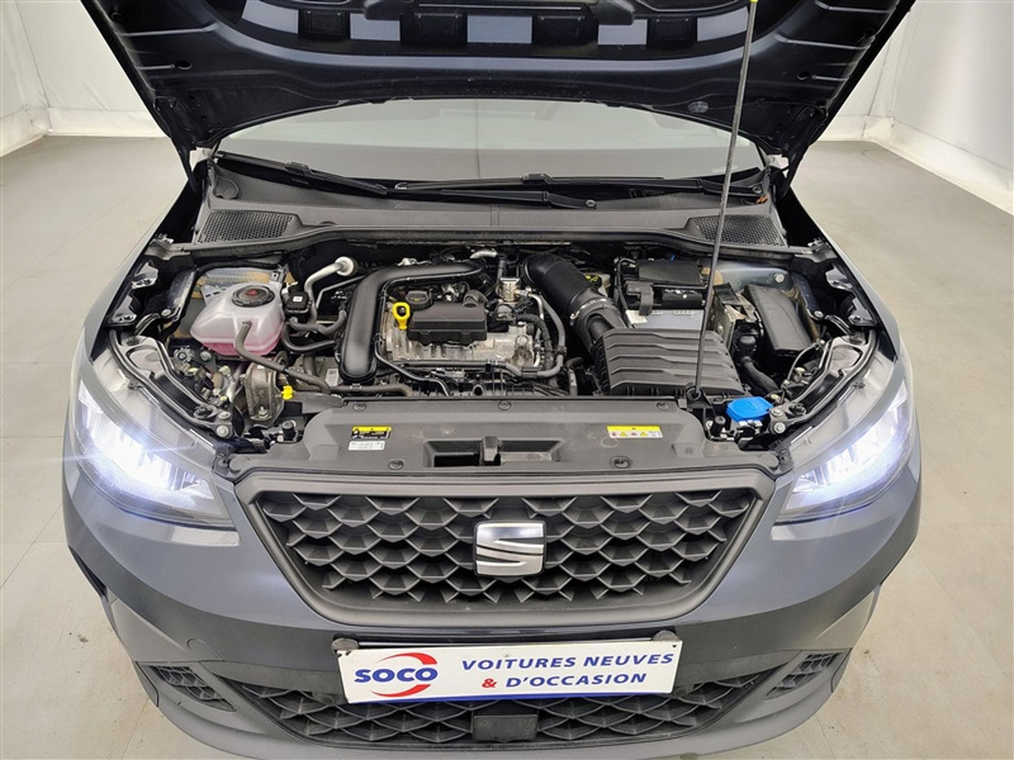 Seat Arona 1.0 TSI 40th Anniversary (2024) - Photo 18