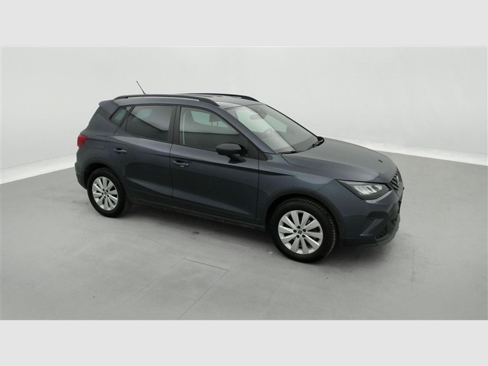 Seat Arona 1.0 TSI 40th Anniversary (2024) - Photo 22