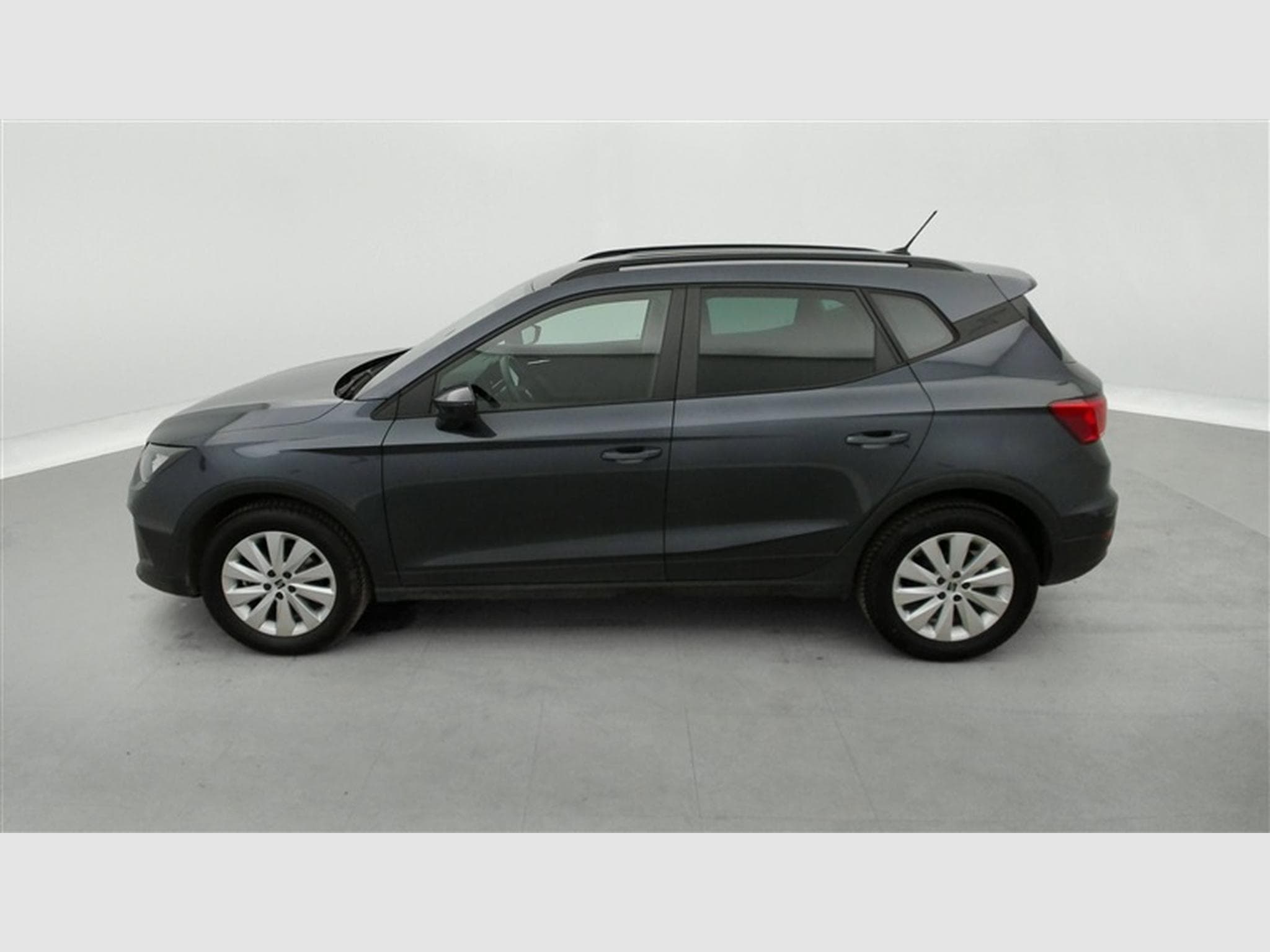 Seat Arona 1.0 TSI 40th Anniversary (2024) - Photo 3