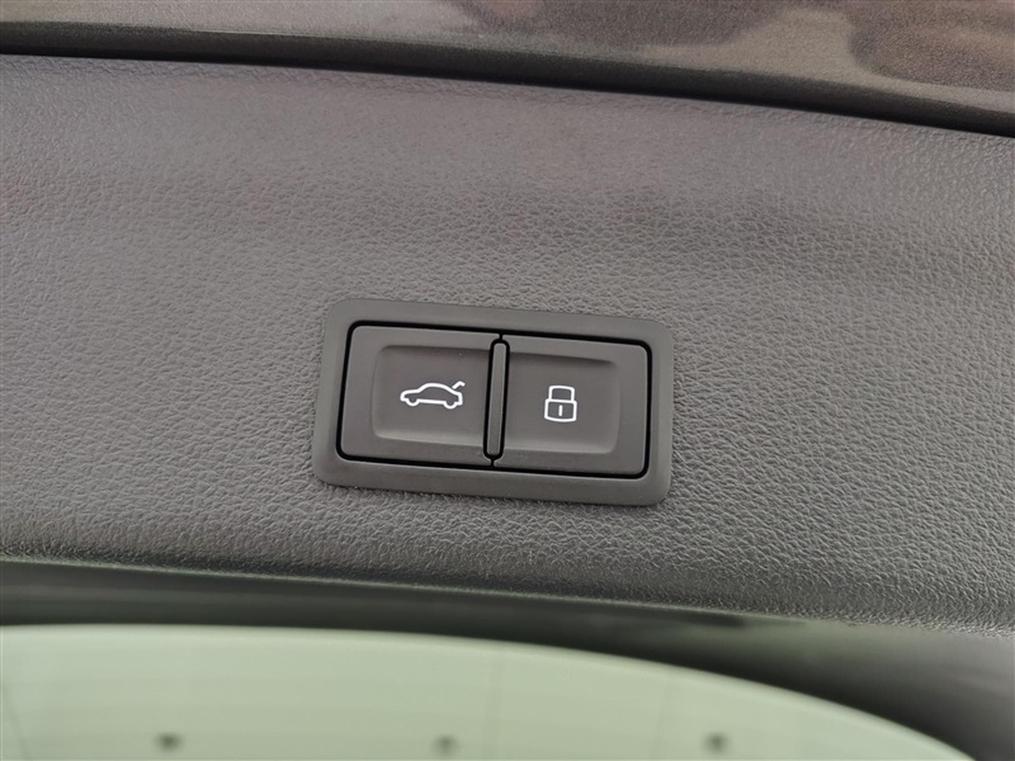 Audi A6 35 TDi S tronic S-LINE/CUIR/NAVI/TO PANO (2019) - Photo 20