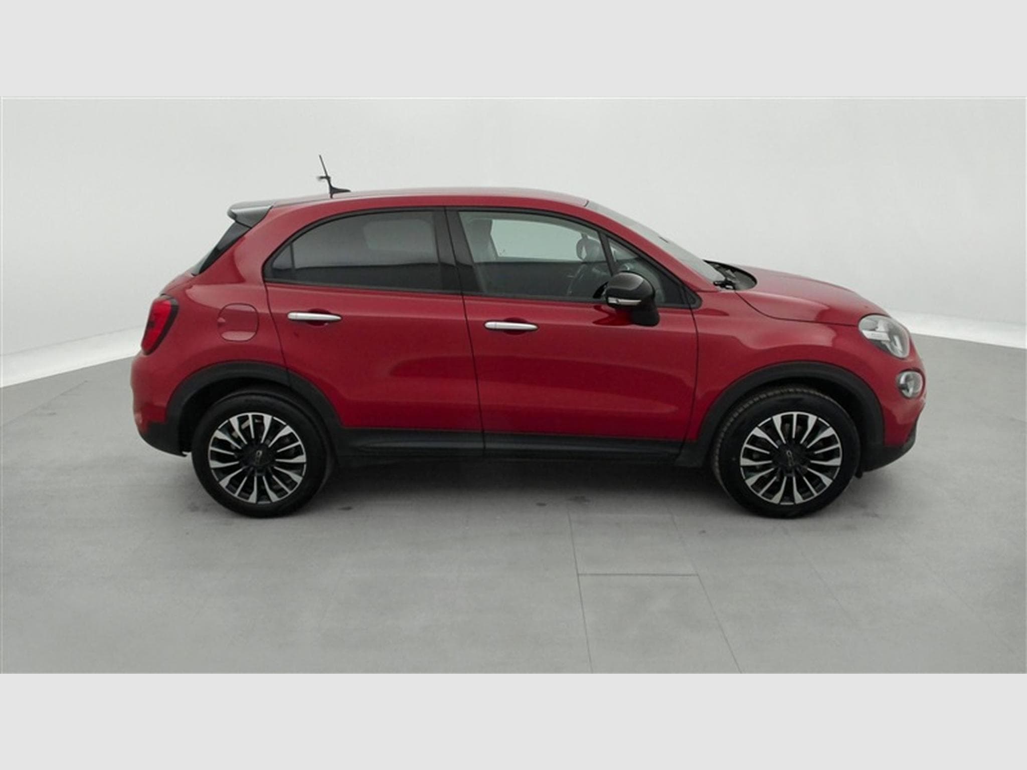 Fiat 500X 1.5 Hybrid DCT (2023) - Photo 23