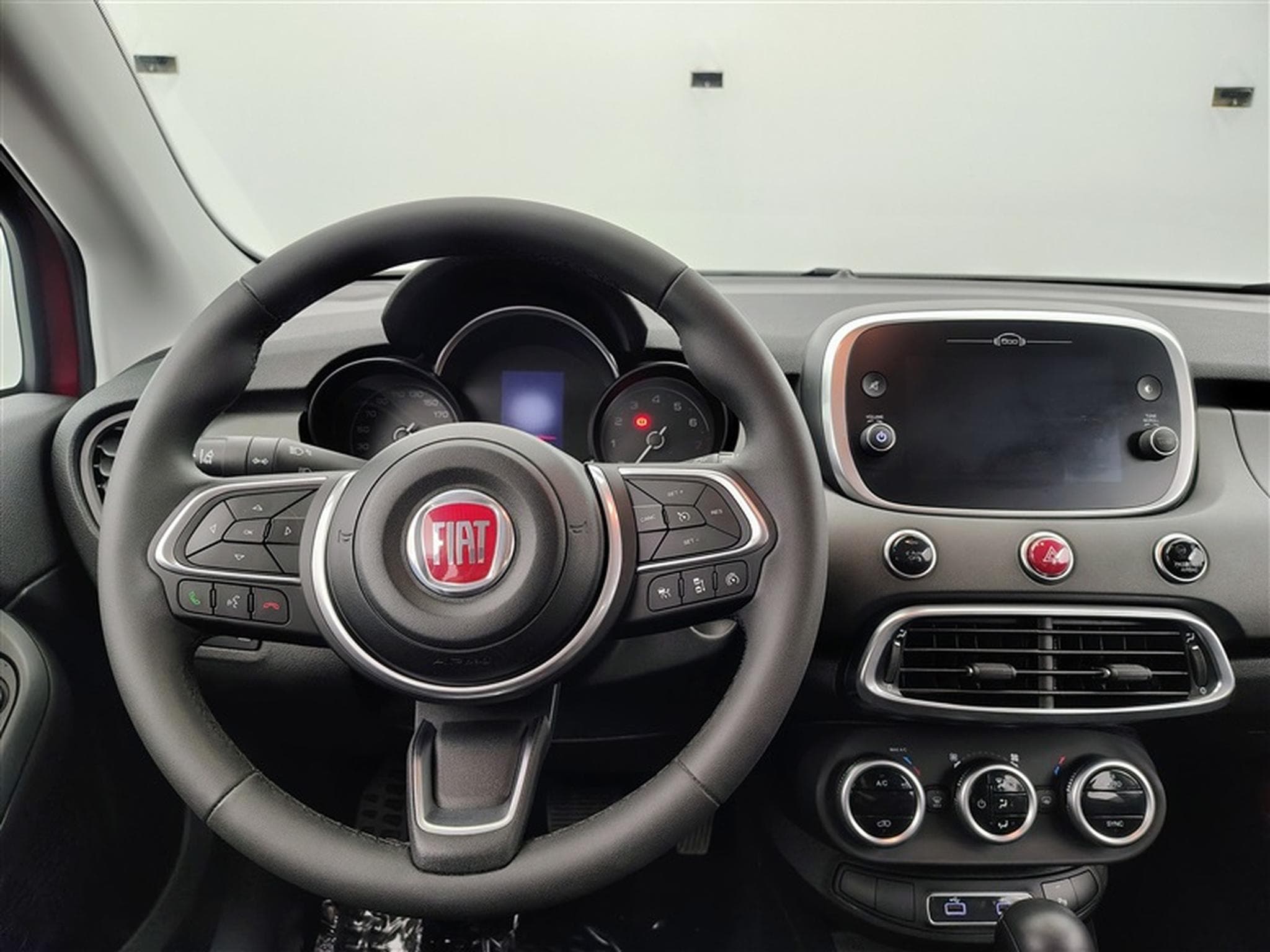 Fiat 500X 1.5 Hybrid DCT (2023) - Photo 8