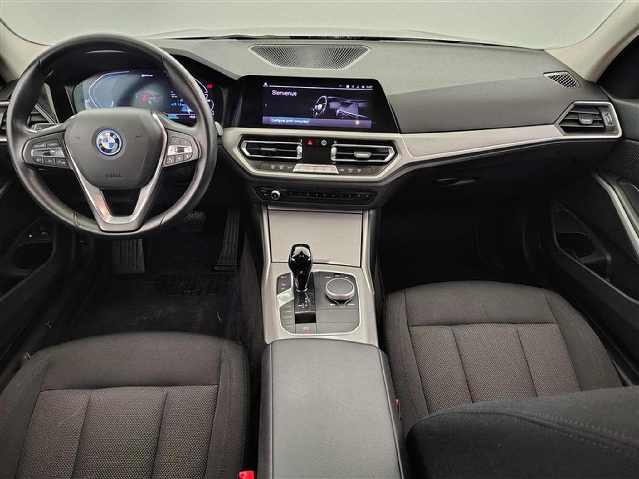 BMW 320 320eA PHEV Business NAVI/FULL LED/JA/PDC (2021) - Photo 8