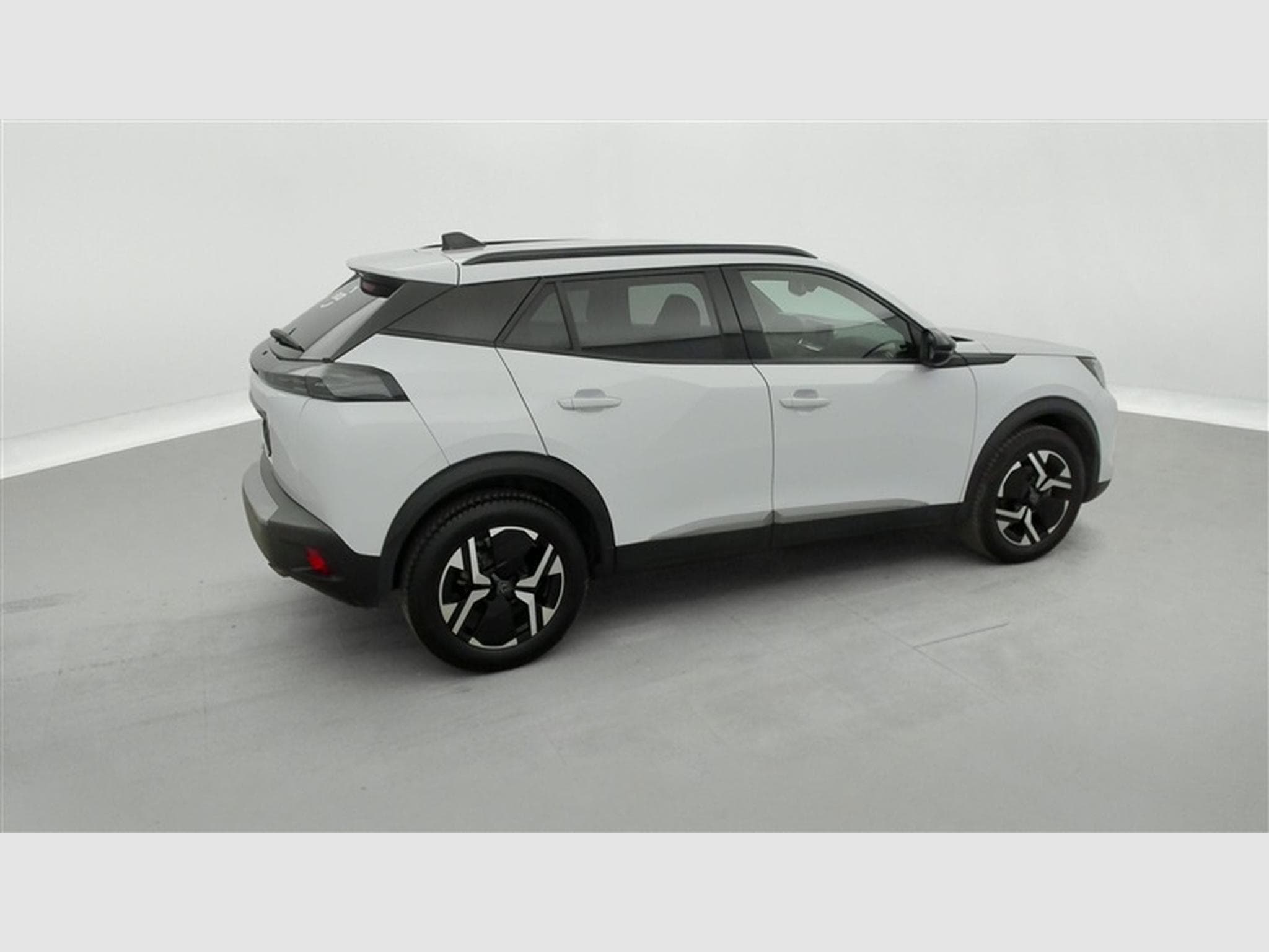 Peugeot 2008 1.2 PureTech Allure NAVI / FULL LED / CARPLAY / S-CUIR (2024) - Photo 24
