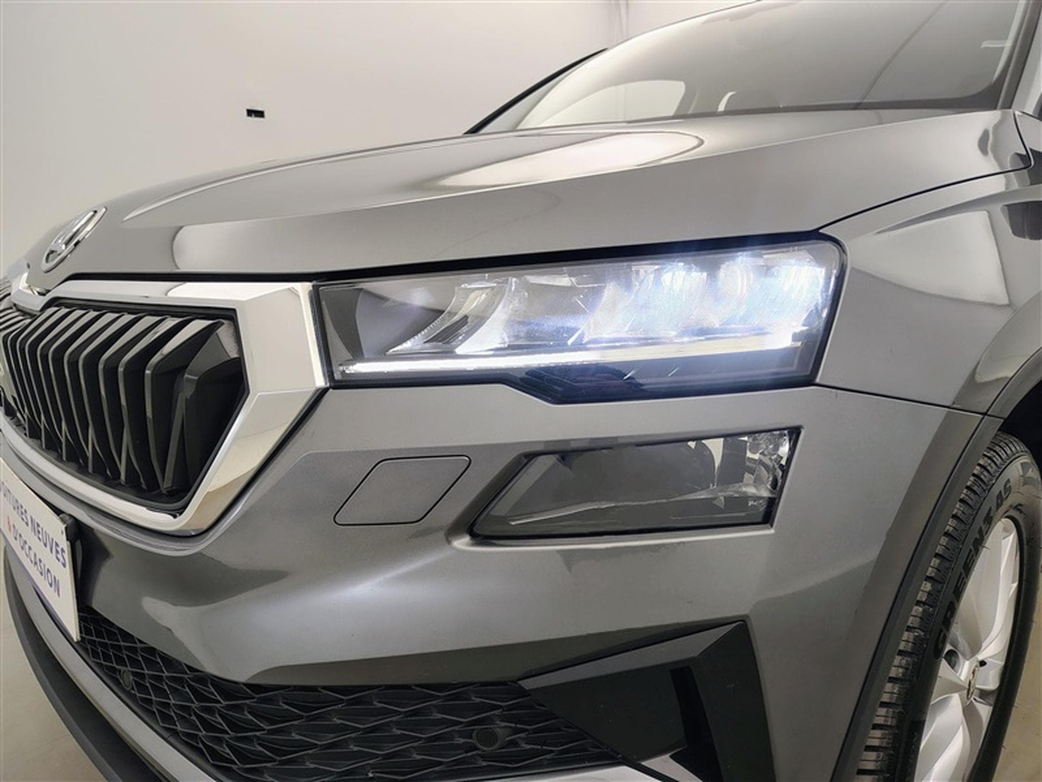 Skoda Karoq 1.0 TSI Clever CARPLAY / FULL LED / CLIM (2023) - Photo 15
