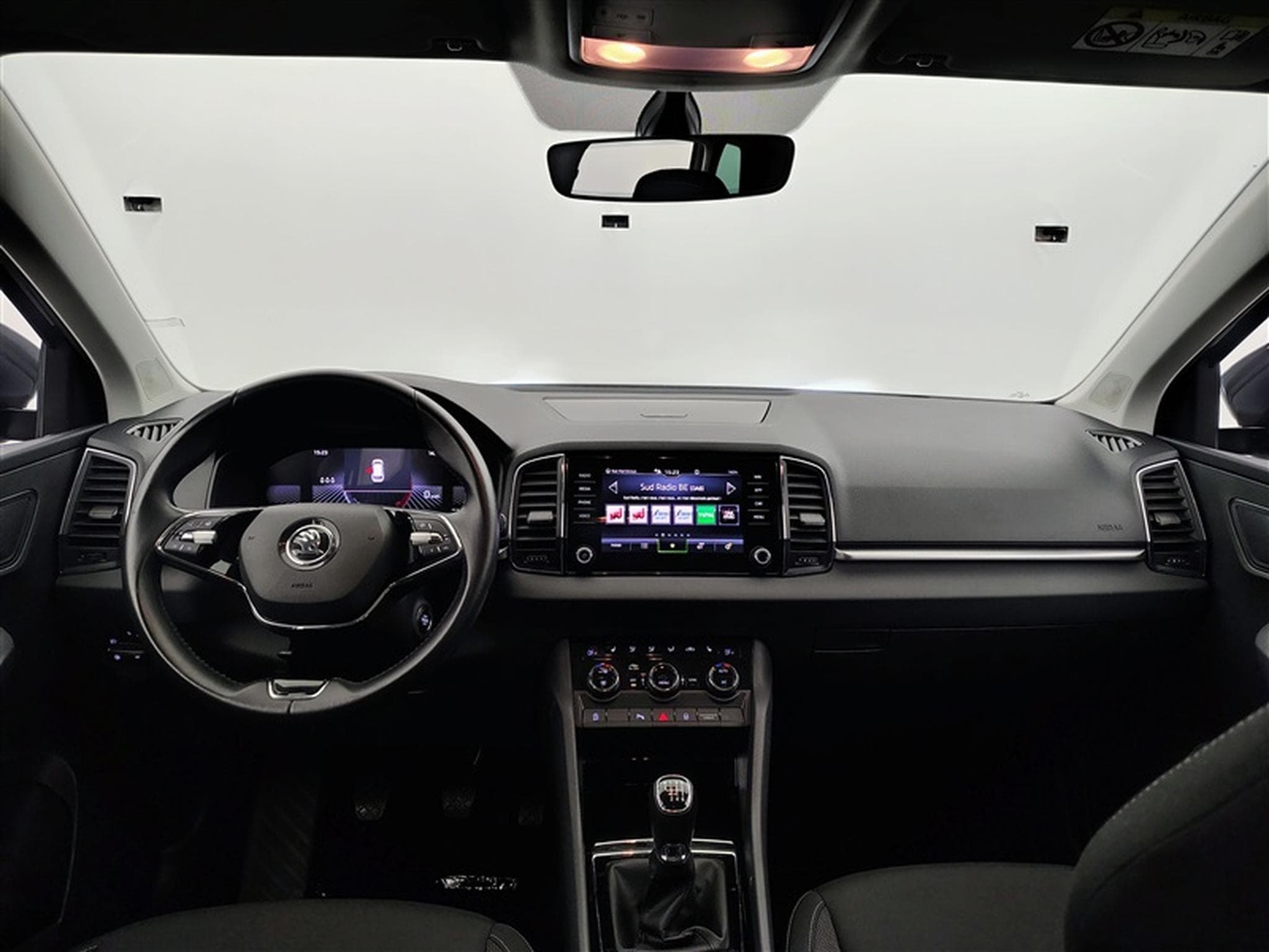 Skoda Karoq 1.0 TSI Clever CARPLAY / FULL LED / CLIM (2023) - Photo 8