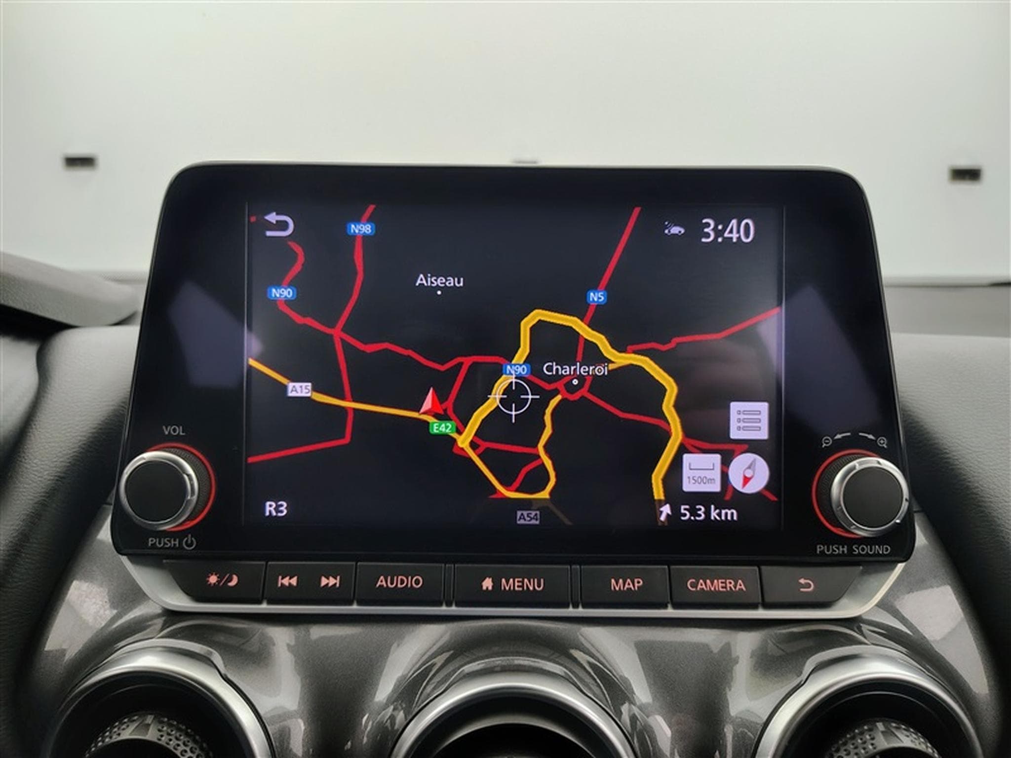 Nissan Juke 1.0 DIG-T 2WD Enigma NAVI / S-CUIR / FULL LED (2023) - Photo 11