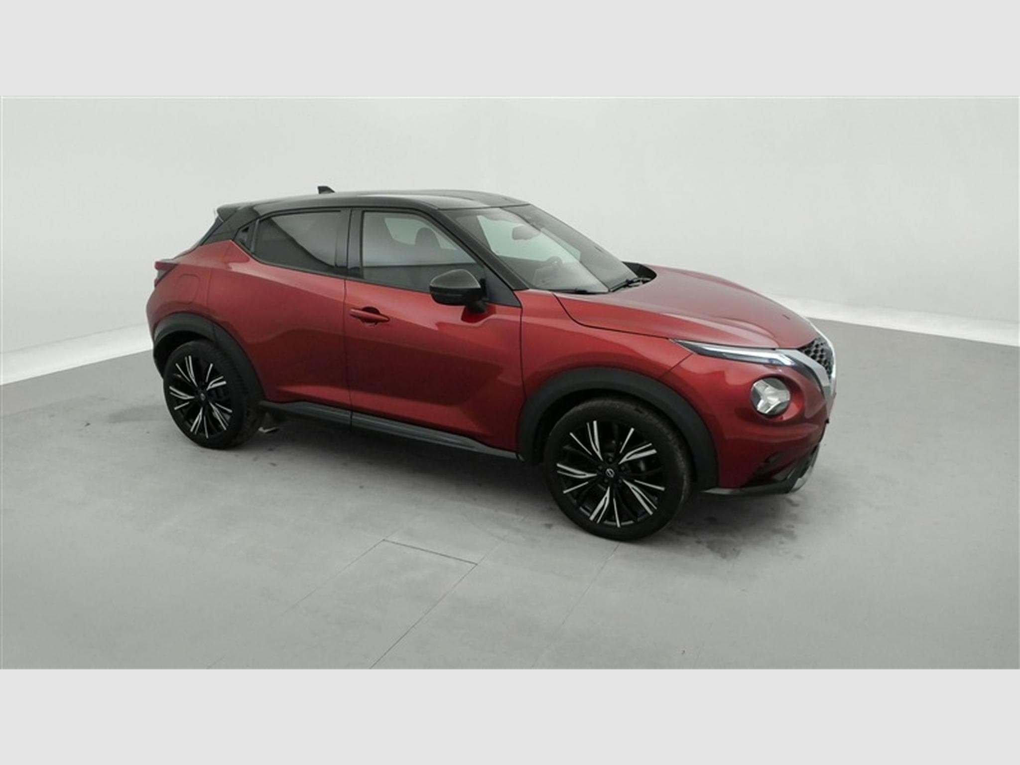 Nissan Juke 1.0 DIG-T 2WD Enigma NAVI / S-CUIR / FULL LED (2023) - Photo 23