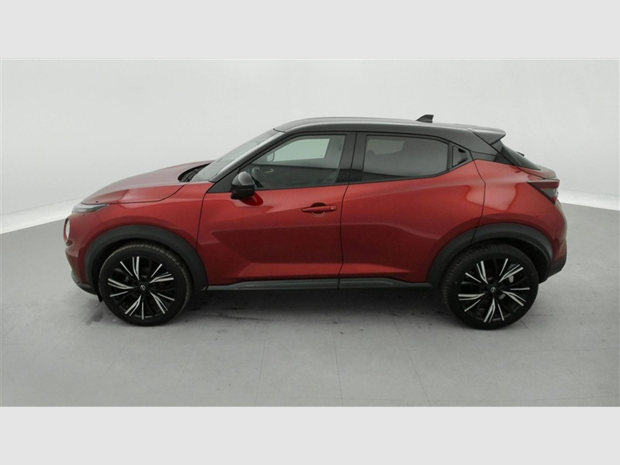 Nissan Juke 1.0 DIG-T 2WD Enigma NAVI / S-CUIR / FULL LED (2023) - Photo 3