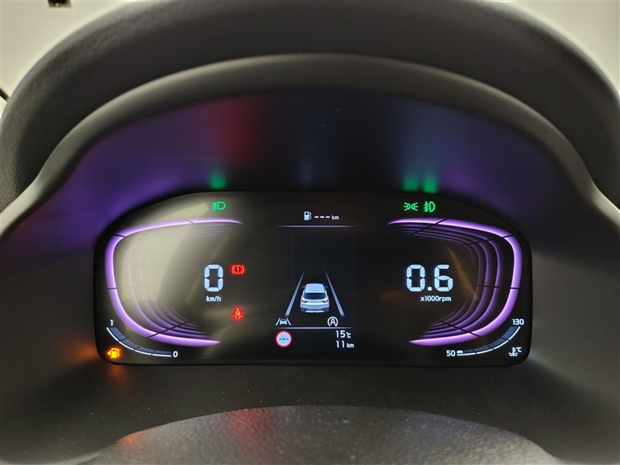 Kia Stonic 1.2 MPI 79cv Silver NAVI / CAMERA / CARPLAY / ALU (2025) - Photo 10