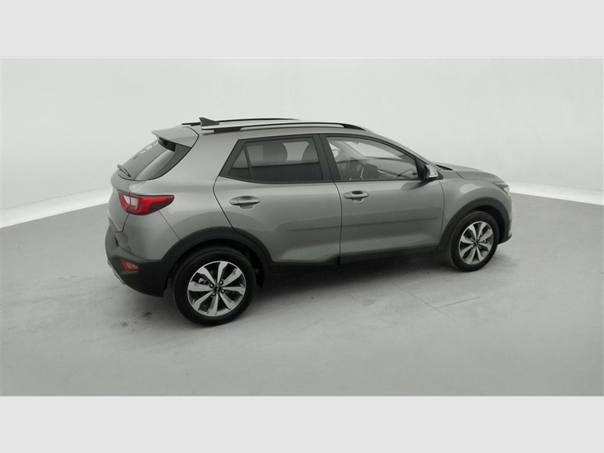 Kia Stonic 1.2 MPI 79cv Silver NAVI / CAMERA / CARPLAY / ALU (2025) - Photo 24
