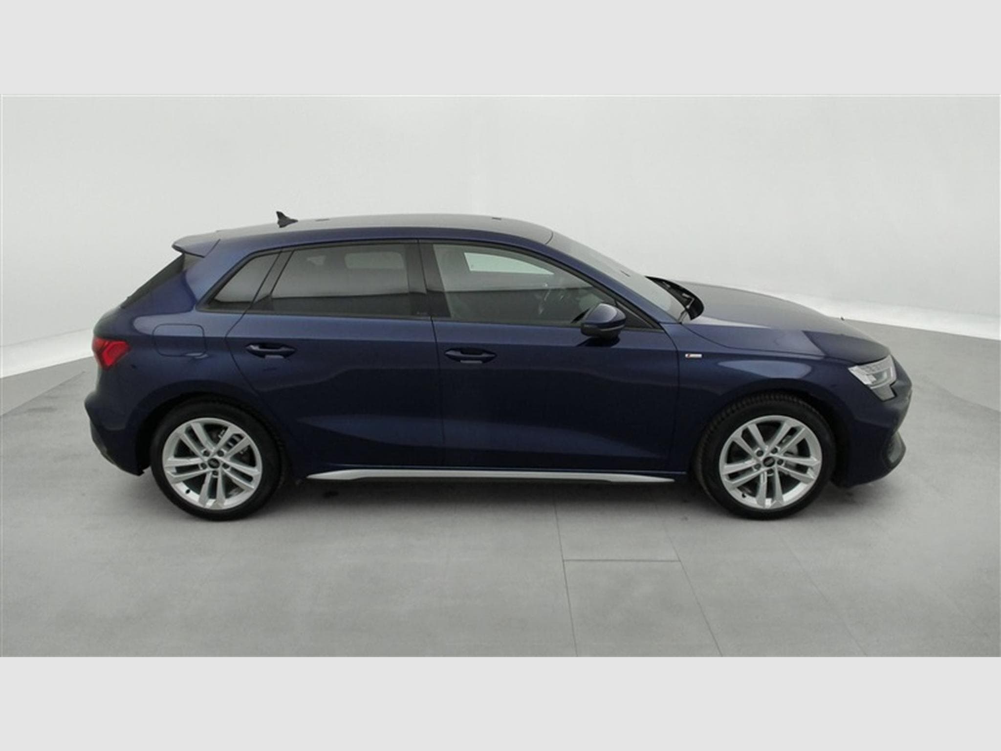 Audi A3 Sportback S line CUIR/CAM/CARPLAY (2026) - Photo 24