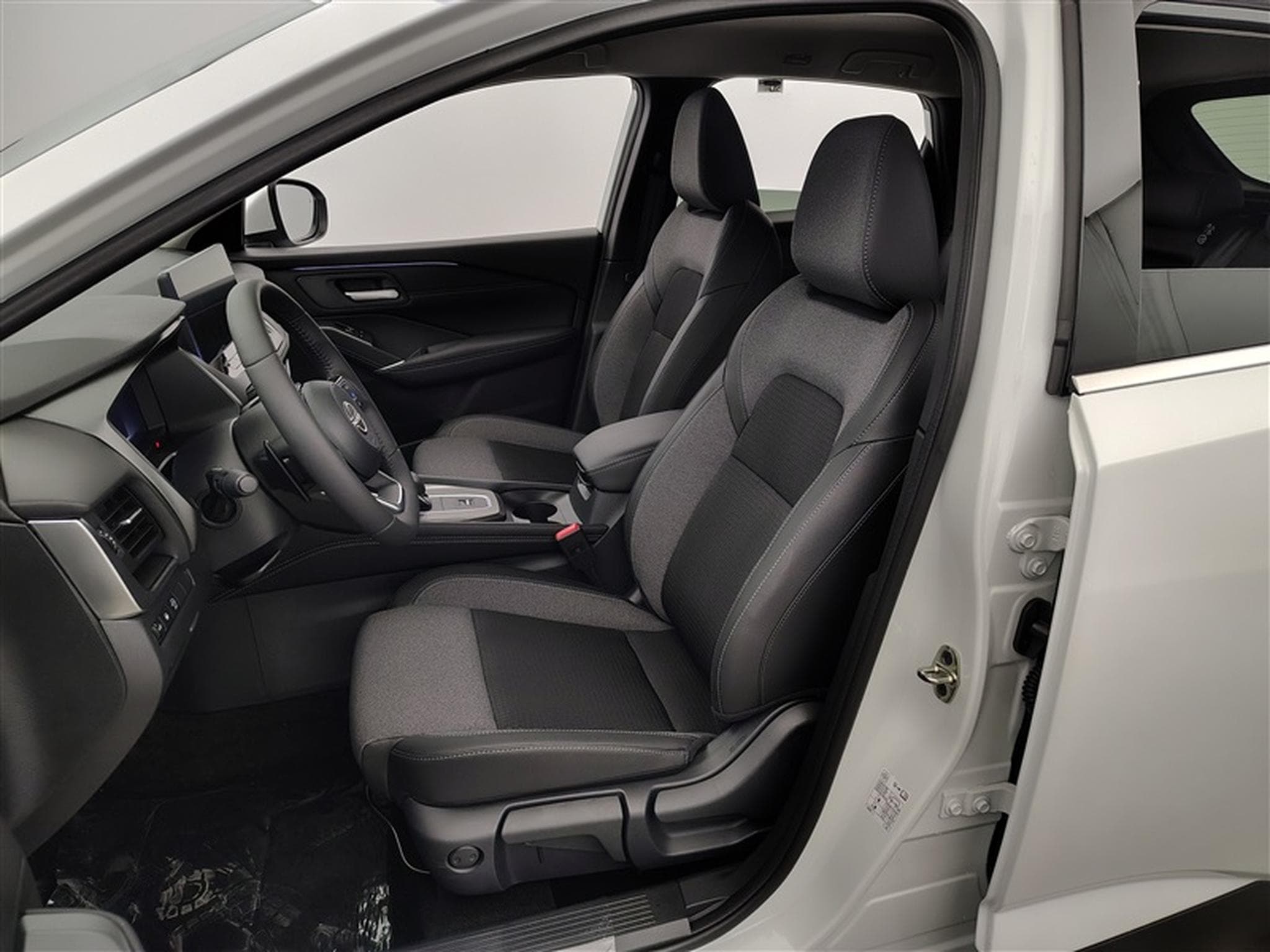 Nissan Qashqai 1.3 DIG-T MHEV X-Tronic N-Connecta CARPLAY / FULL LED / CAM (2026) - Photo 7